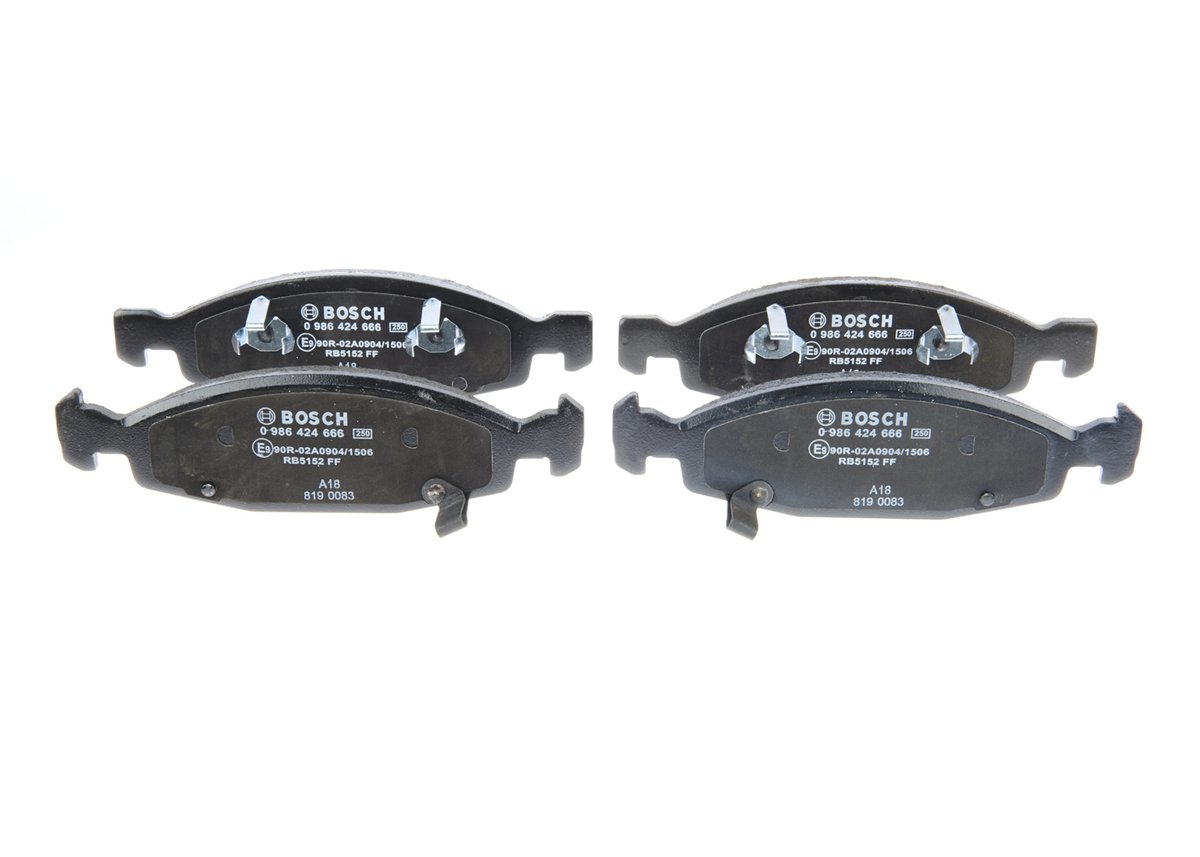 BOSCH 0986424666 - Fren Balatasi Ön - Fiat Grand Cherokee
