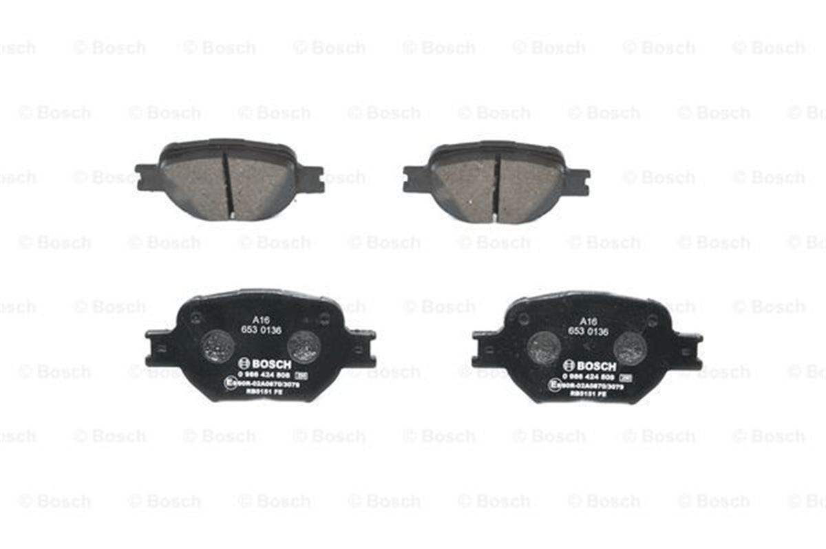 BOSCH 0986424808 - Fren Balatasi Ön - Japon Verso (e12) 1.8/2.0 D4d
