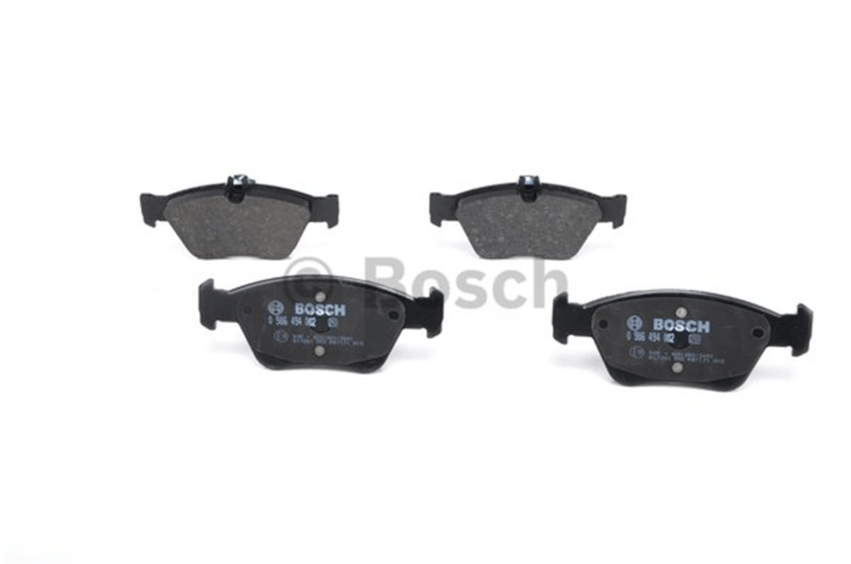 BOSCH 0986494002 - Fren Balatasi Ön - Mercedes W208-210-170
