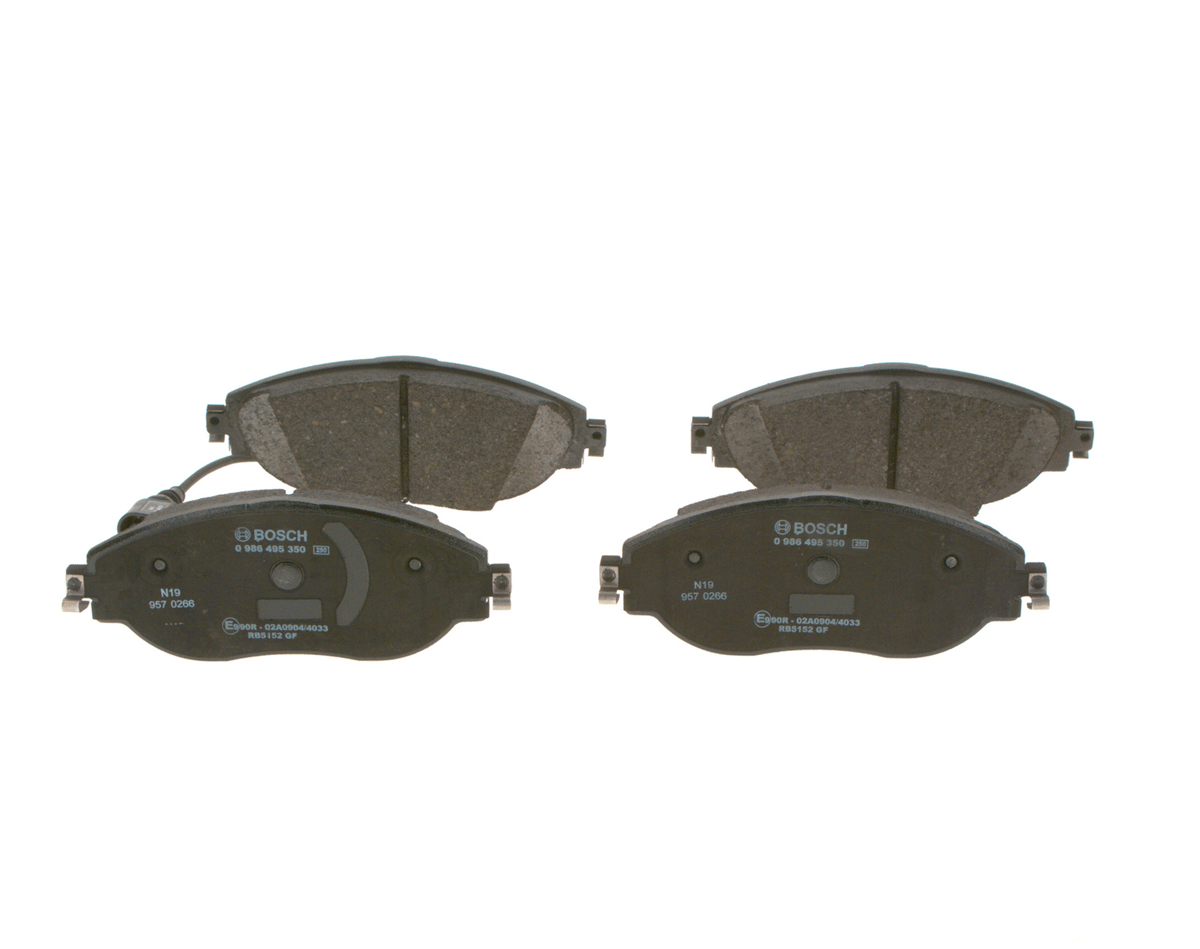 BOSCH 0986494704 - Fren Balatasi Ön - Vw Golf7-passat-tiguan-a3-leon-octavia