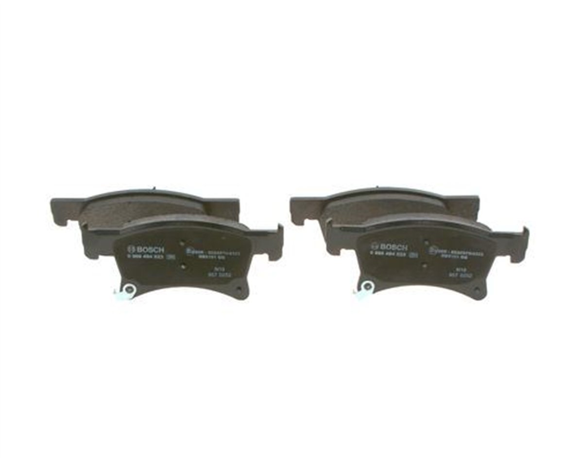BOSCH 0986494823 - Fren Balatasi Ön - Opel Corsa E Adam