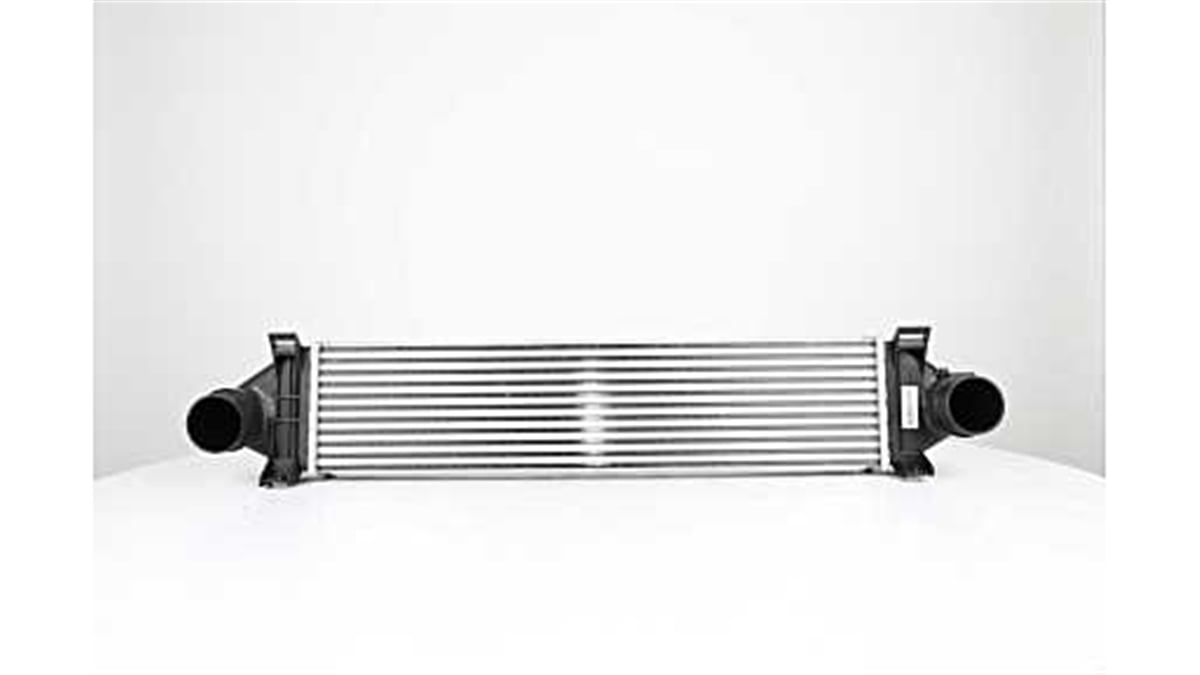 BSG 15-535-013 - Turbo Radyatörü - Bmw Freelander 2