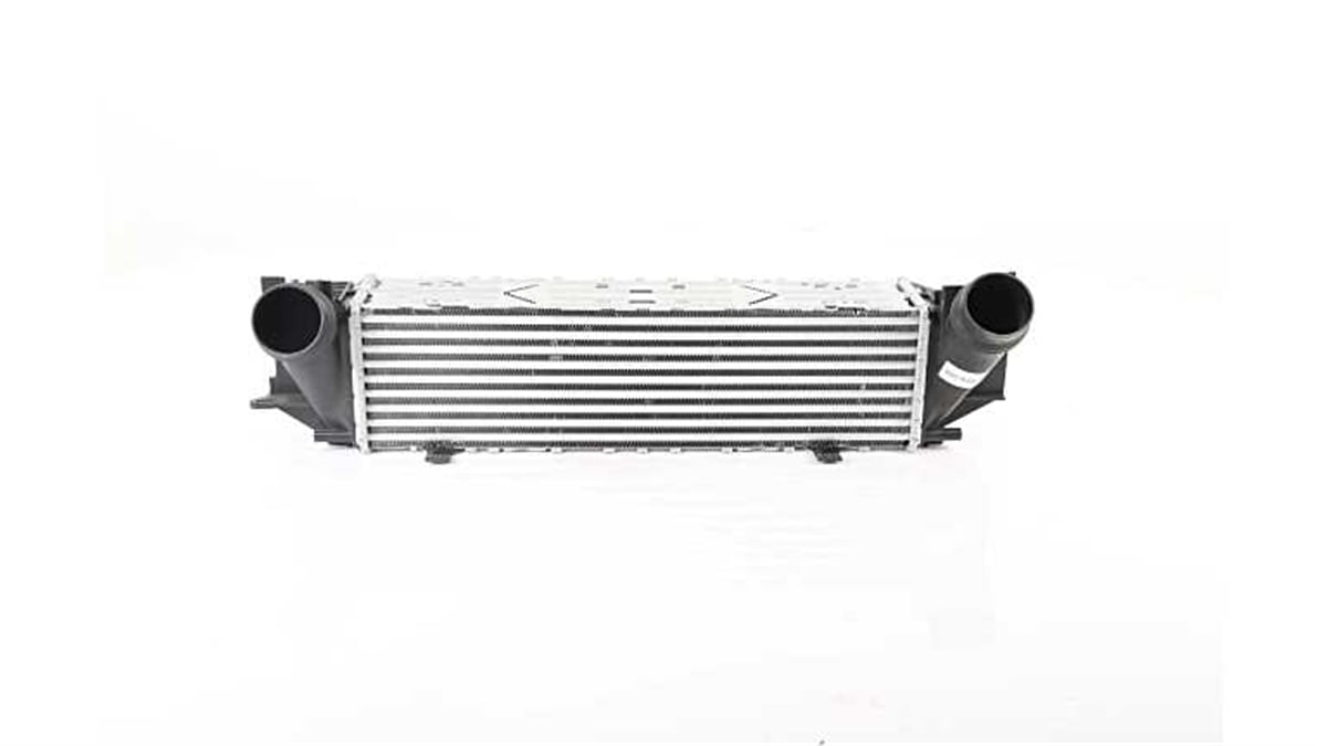 BSG 15-535-014 - Turbo Radyatörü - Bmw F10-f10 Lci-f11-f11 Lci-f18- F18 Lci