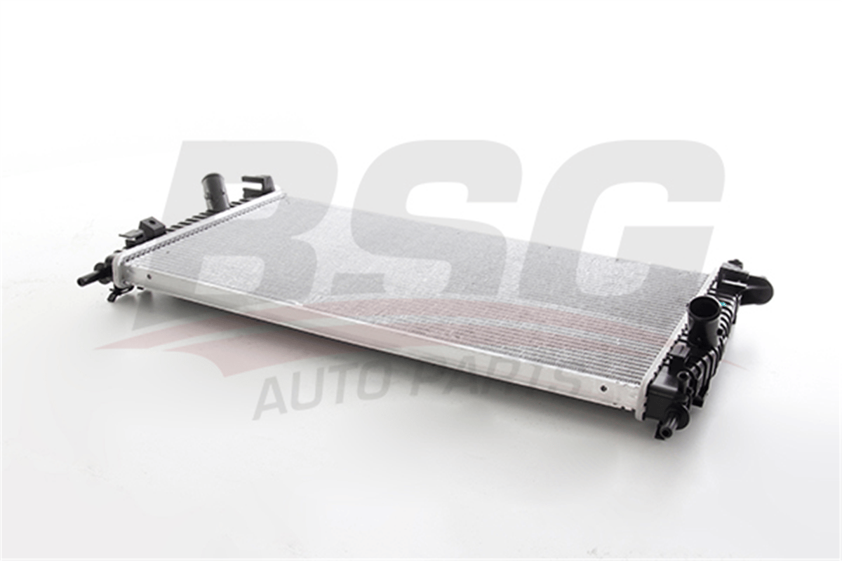 BSG 30-520-044 - Su Radyatörü - Ford Focus/c-max