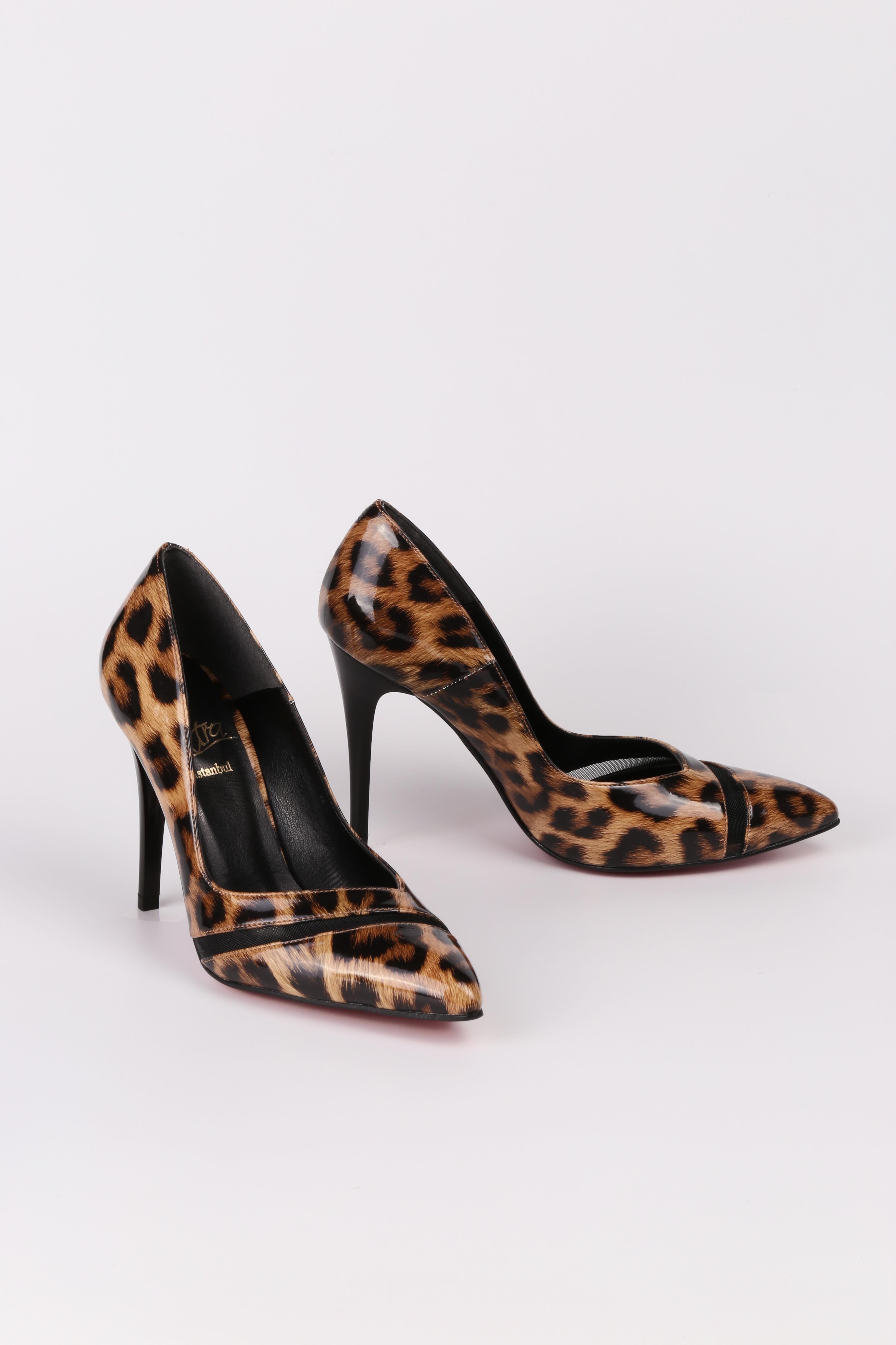 Extra Shoes İstanbul Kadın Leopar Rugan Desenli Fele Detaylı Aynalı Jurdan Stiletto