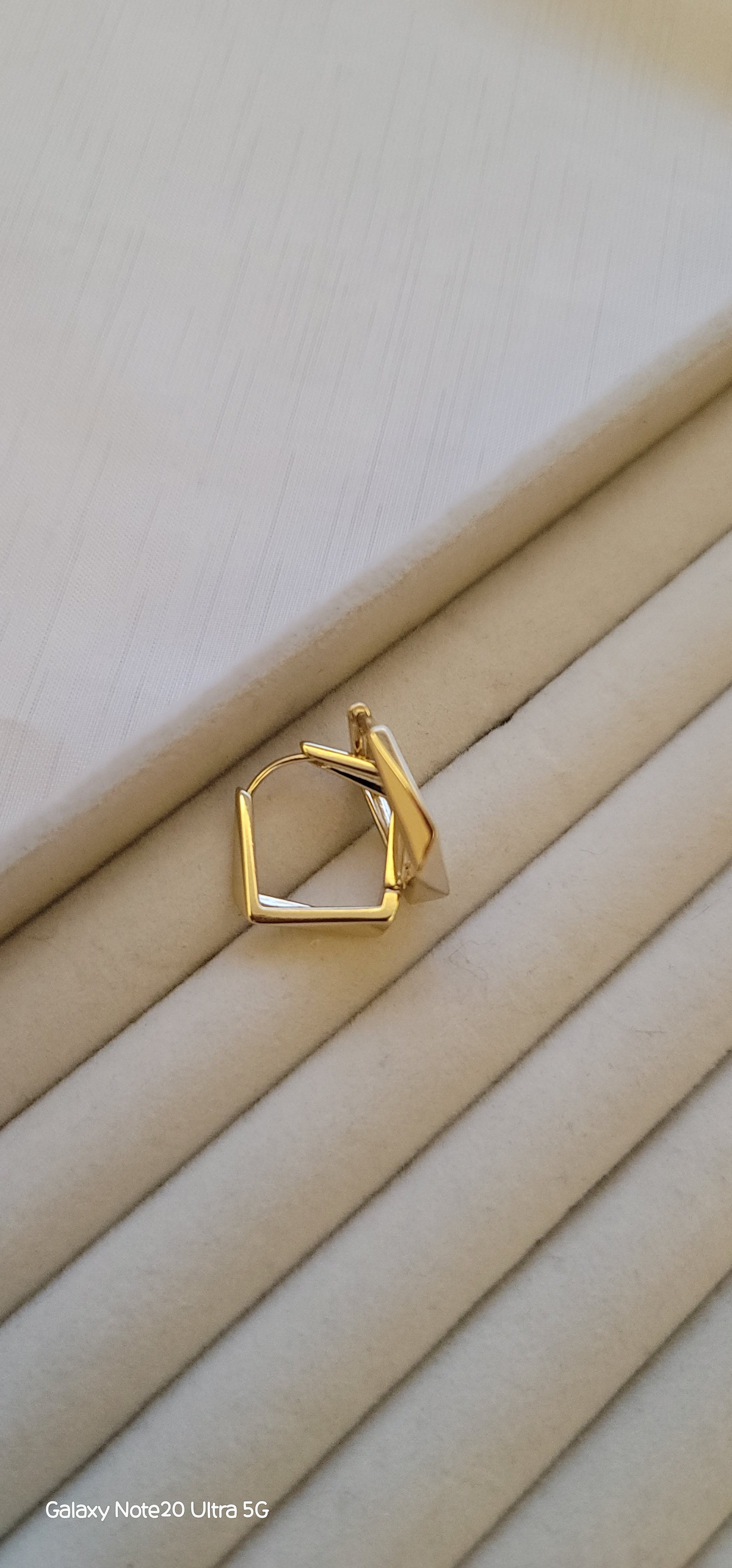14k xuping köşeden küpe