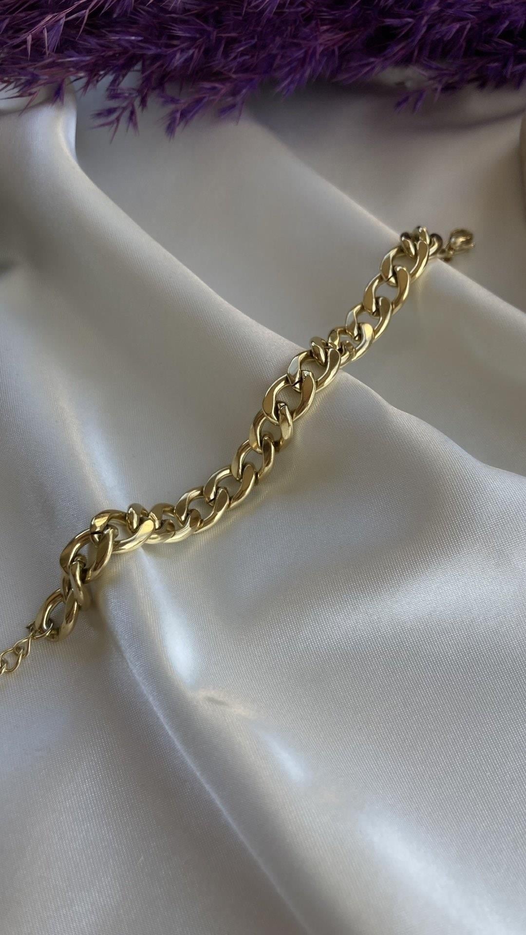 Klasik gold bileklik