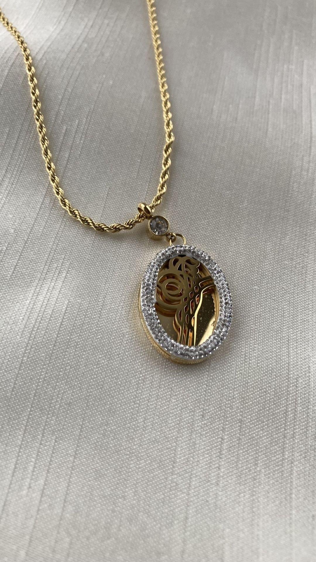 Kuyumcu model oval tuğra kolye