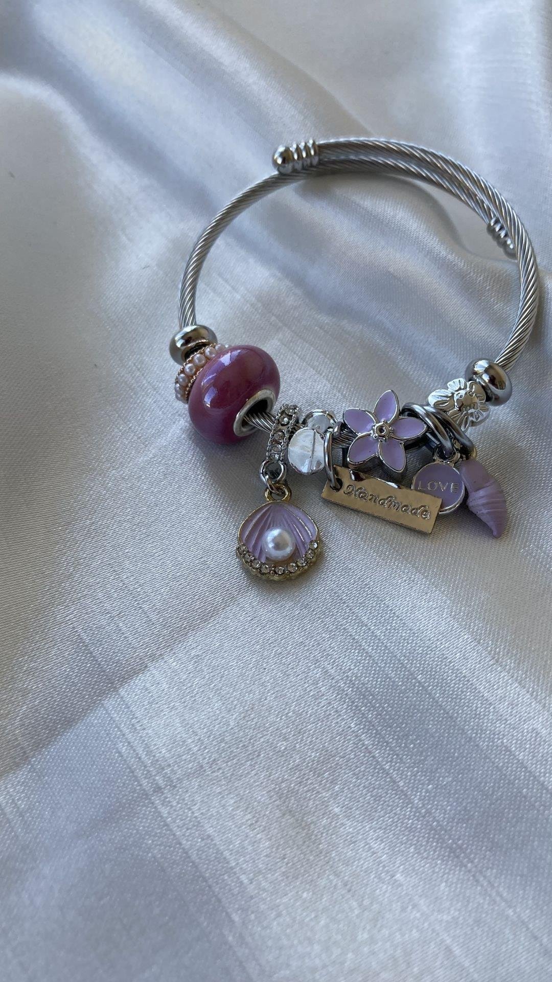 Mor incili charm bileklik