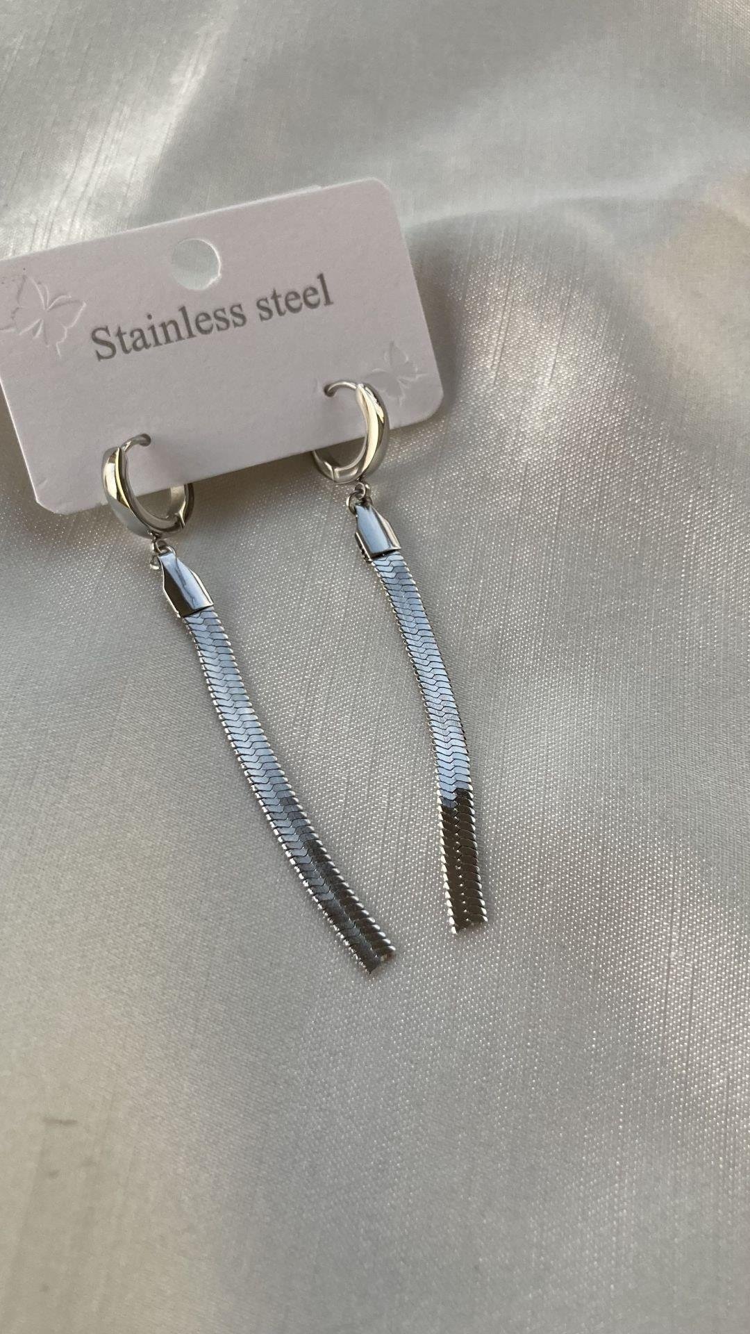 Silver ezme zincir küpe