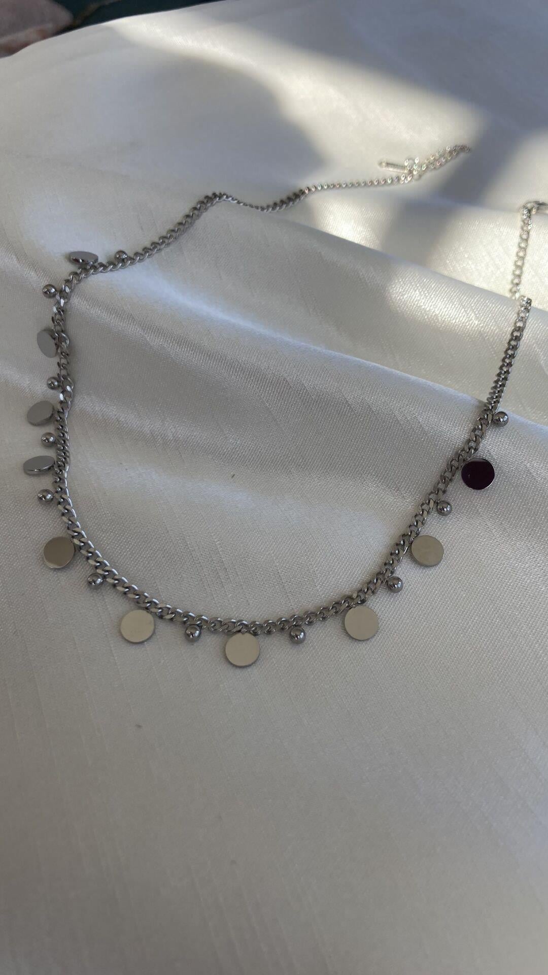 Silver pul kolye