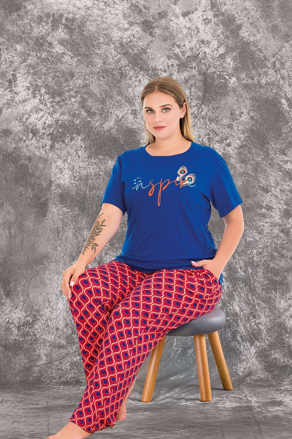 Altı Desenli Cepli Büyük Beden Pijama Takımı