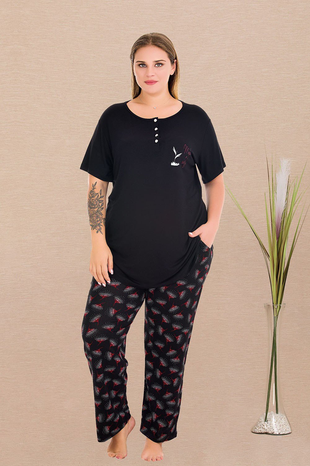 Düğme Yaka Desenli Büyük Beden Pijama Takımı