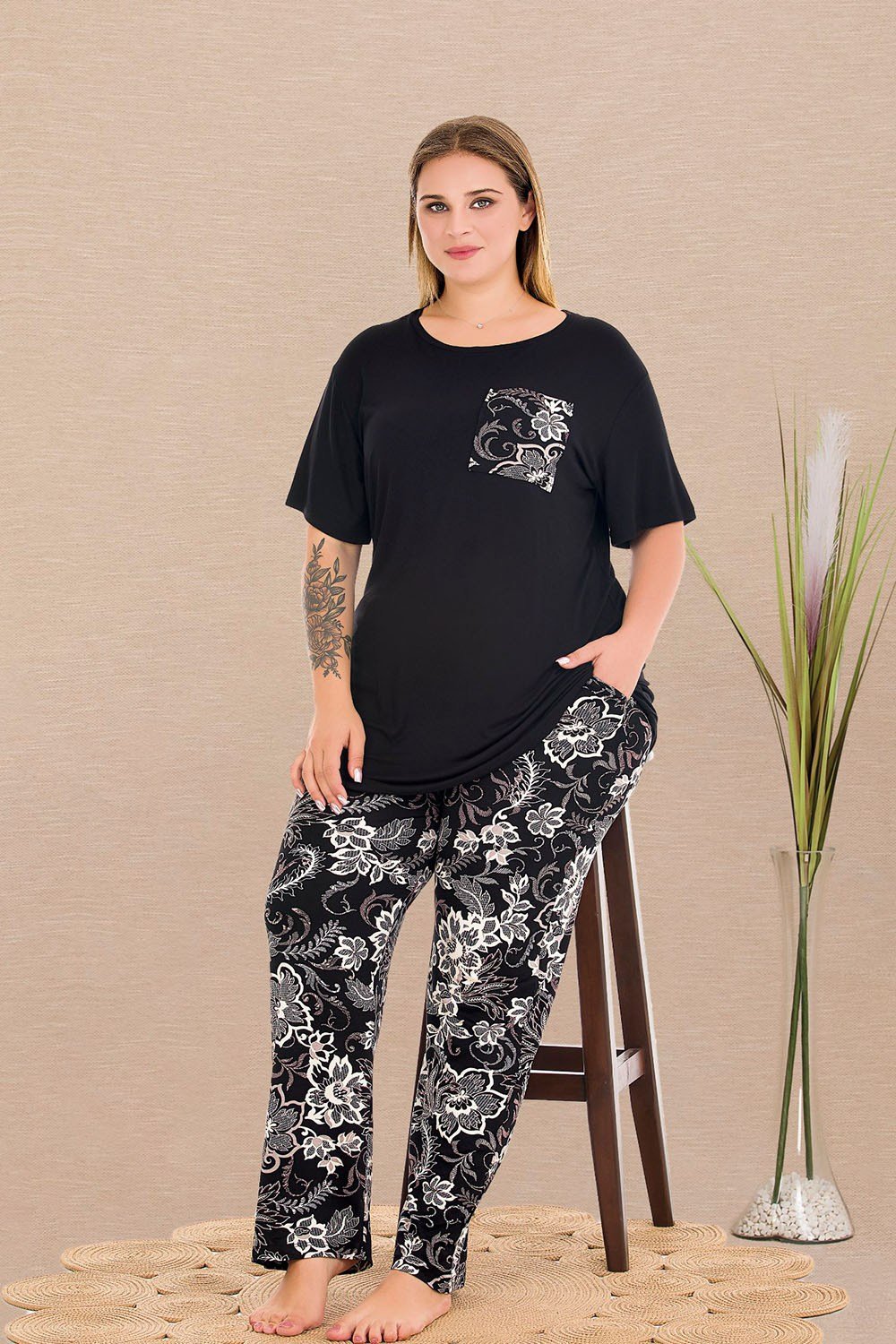 Küçük Cepli Siyah Büyük Beden Pijama Takımı