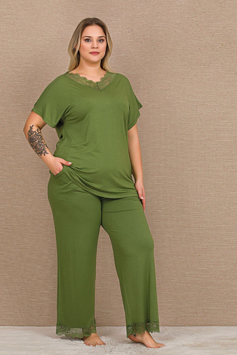 V Dantel Coton Haki Yeşil Büyük Beden Pijama Takımı