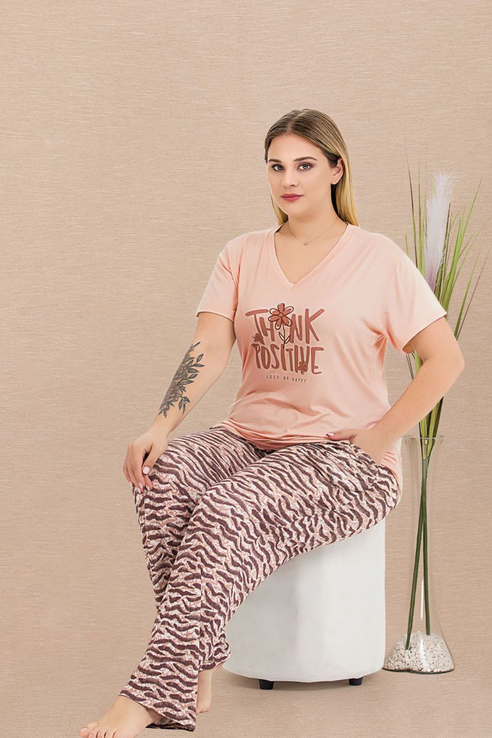 V Yaka Pudra Büyük Beden Pijama Takımı