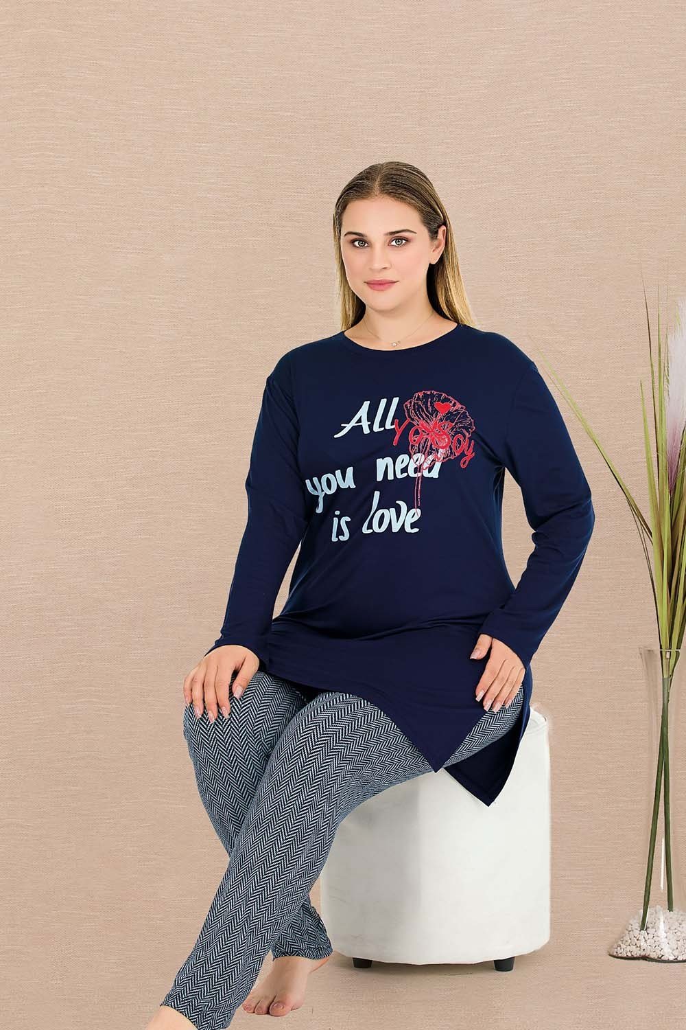 Yanları Yırtmaçlı Büyük Beden Pijama Takımı