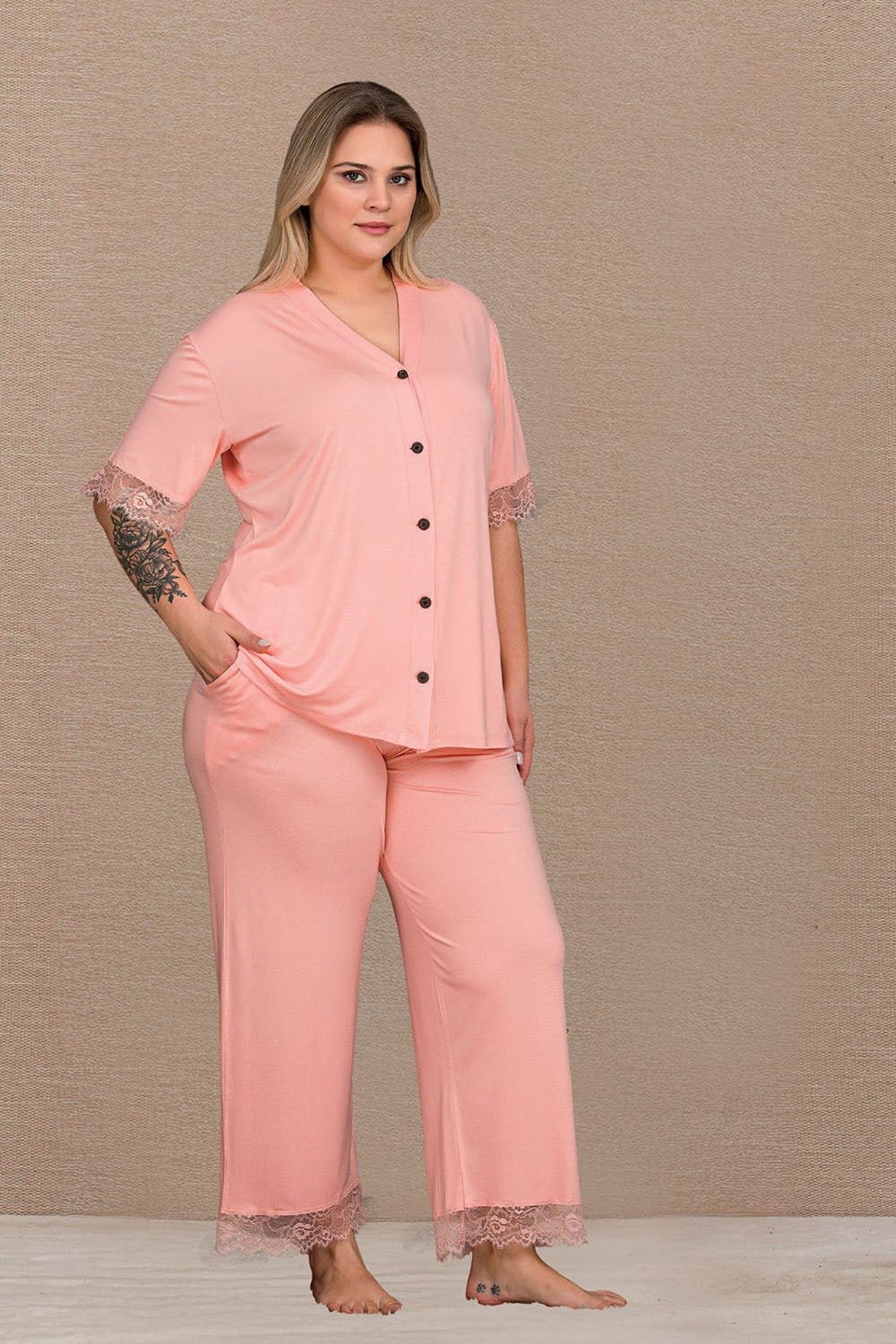 Yavruağzı Büyük Beden Bayan Pijama Takımı