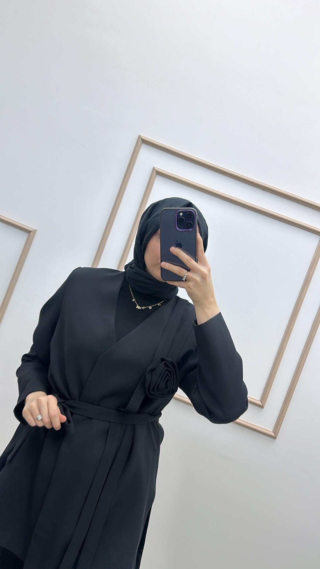 Broş Detaylı Blazer Ceket