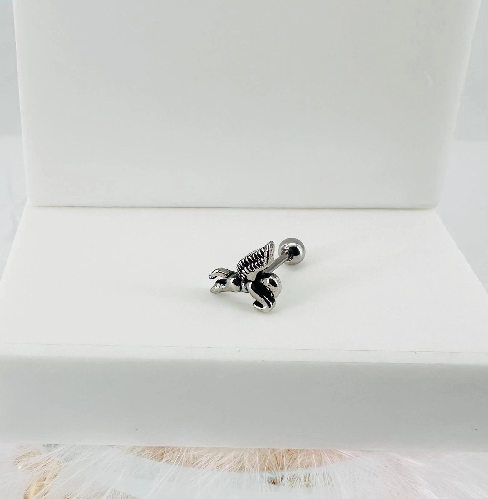 Tragus Kıkırdak Küpesi