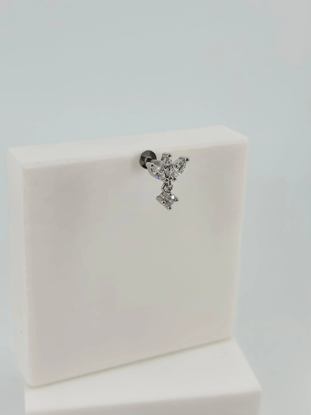 Tragus Kıkırdak Küpesi