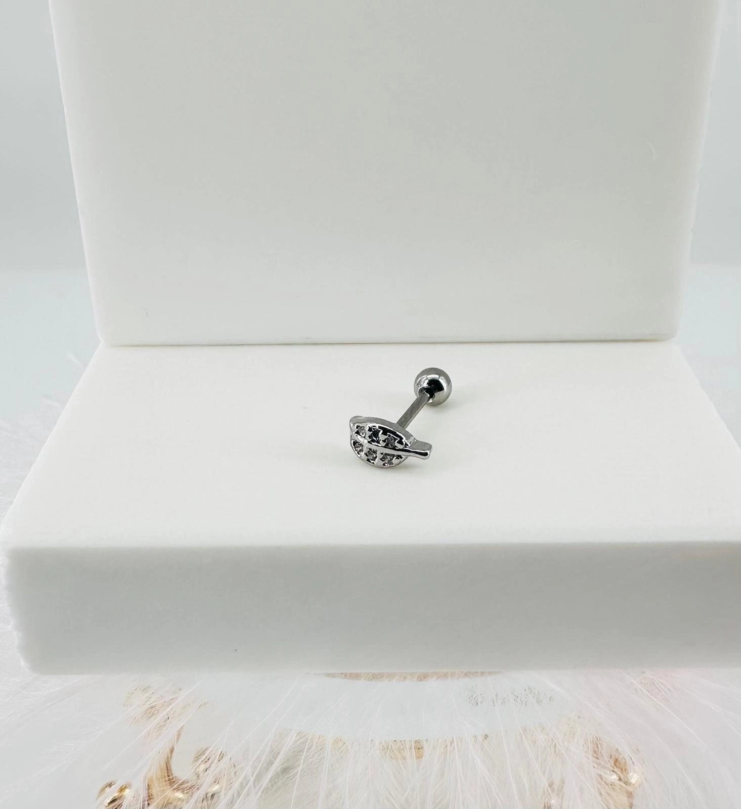 Tragus Kıkırdak Küpesi