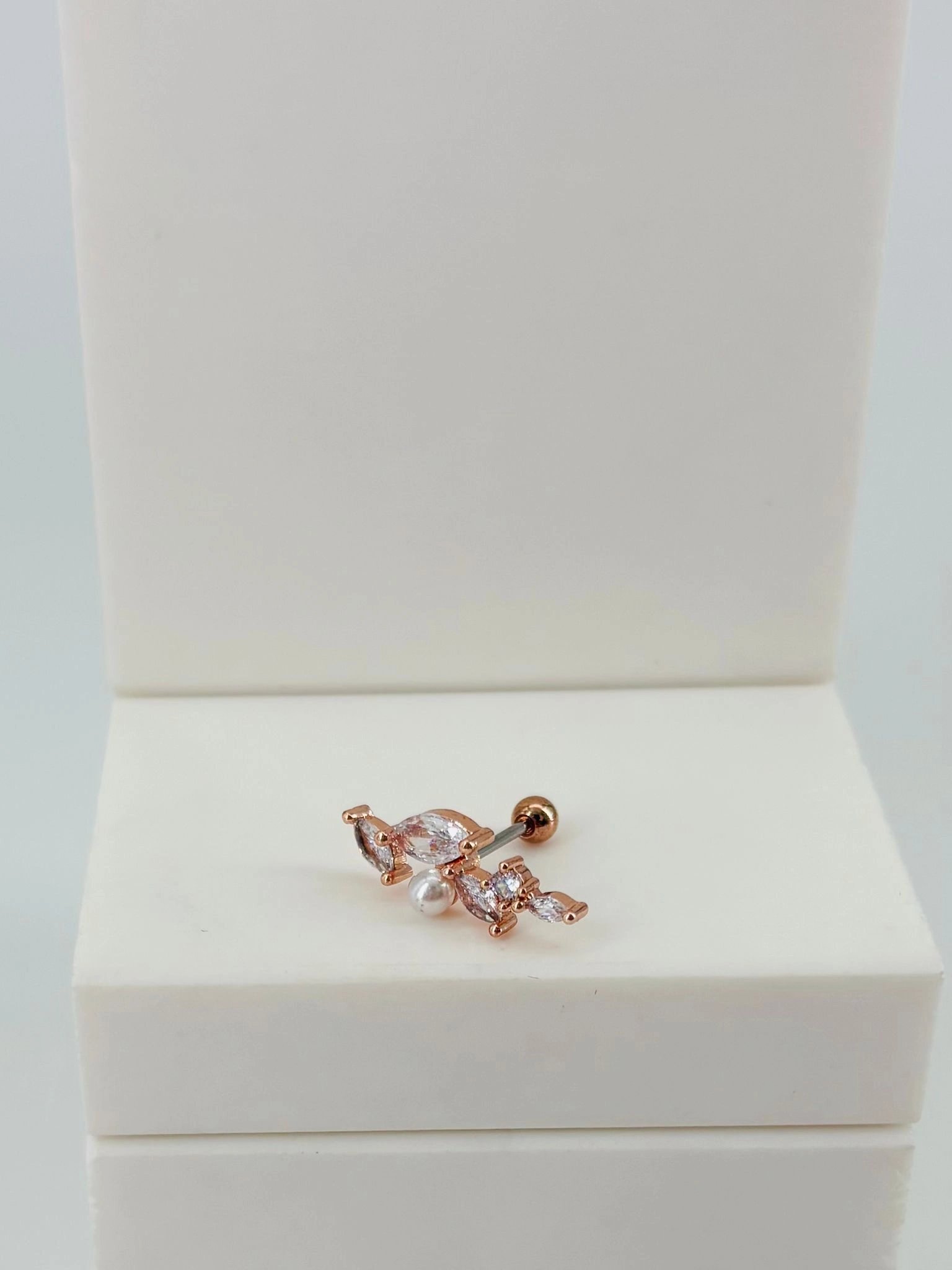Tragus Kıkırdak Küpesi