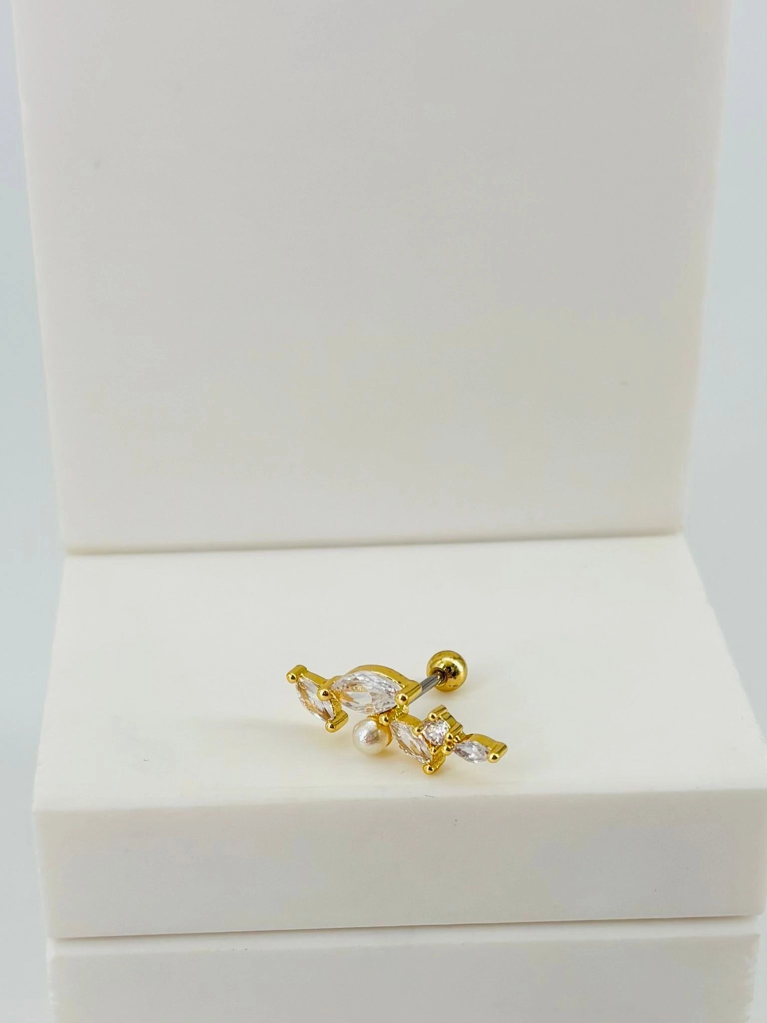 Tragus Kıkırdak Küpesi