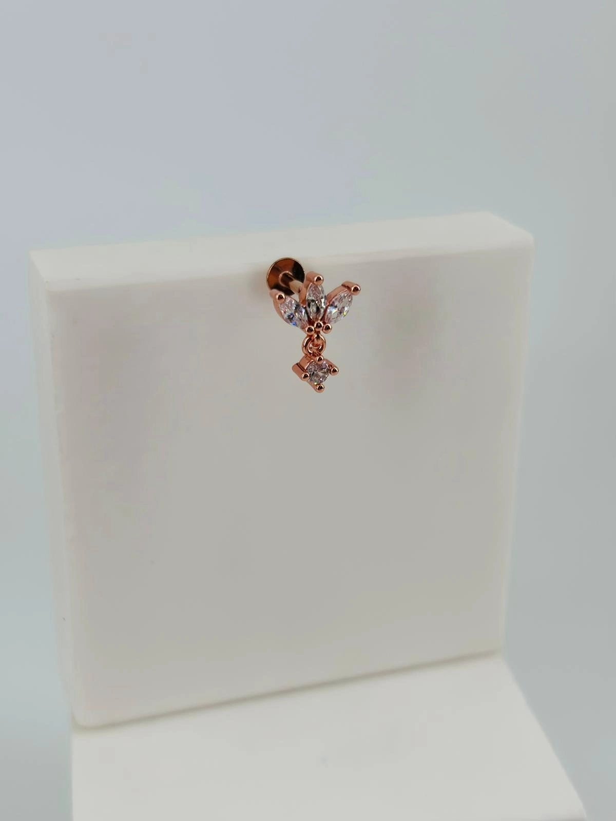 Tragus Kıkırdak Küpesi