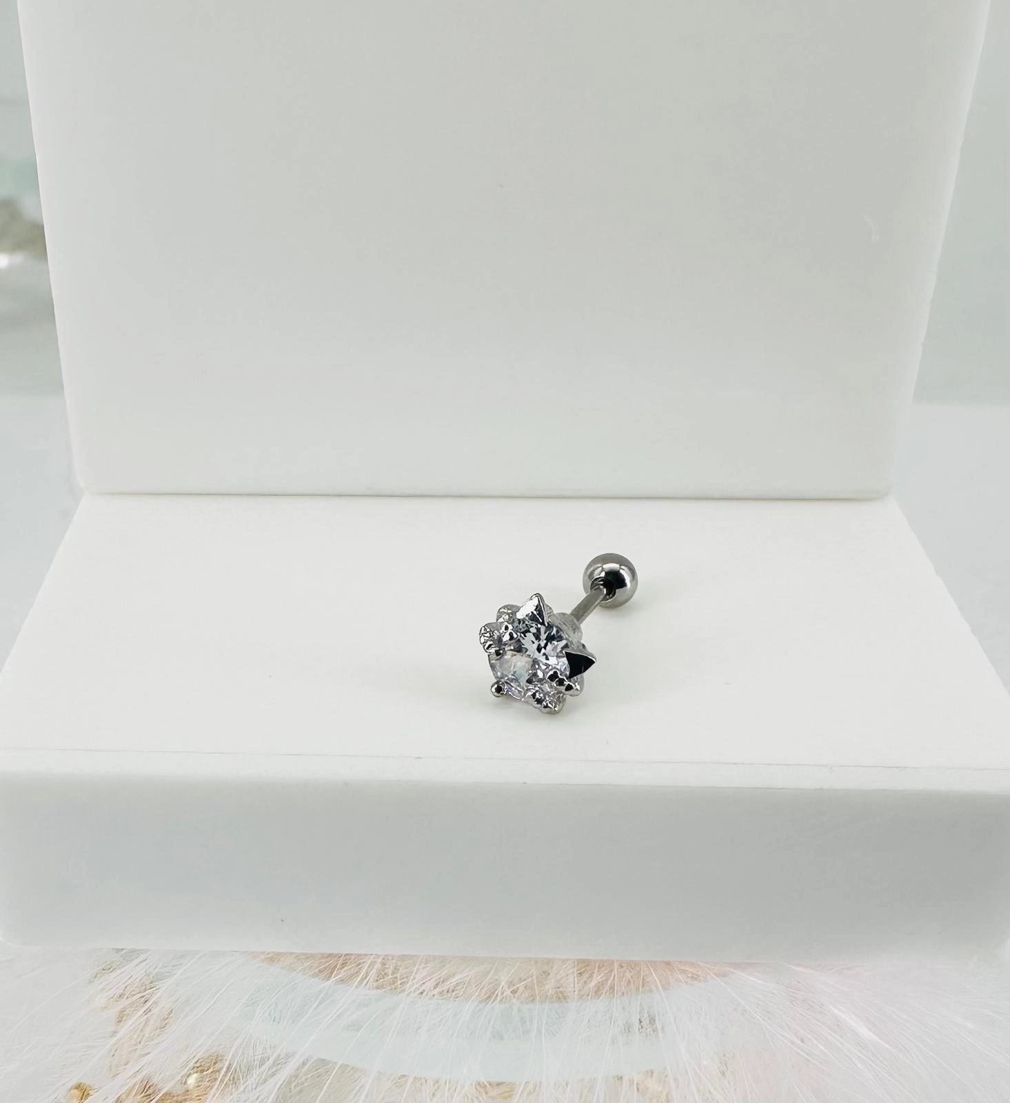Tragus Kıkırdak Küpesi