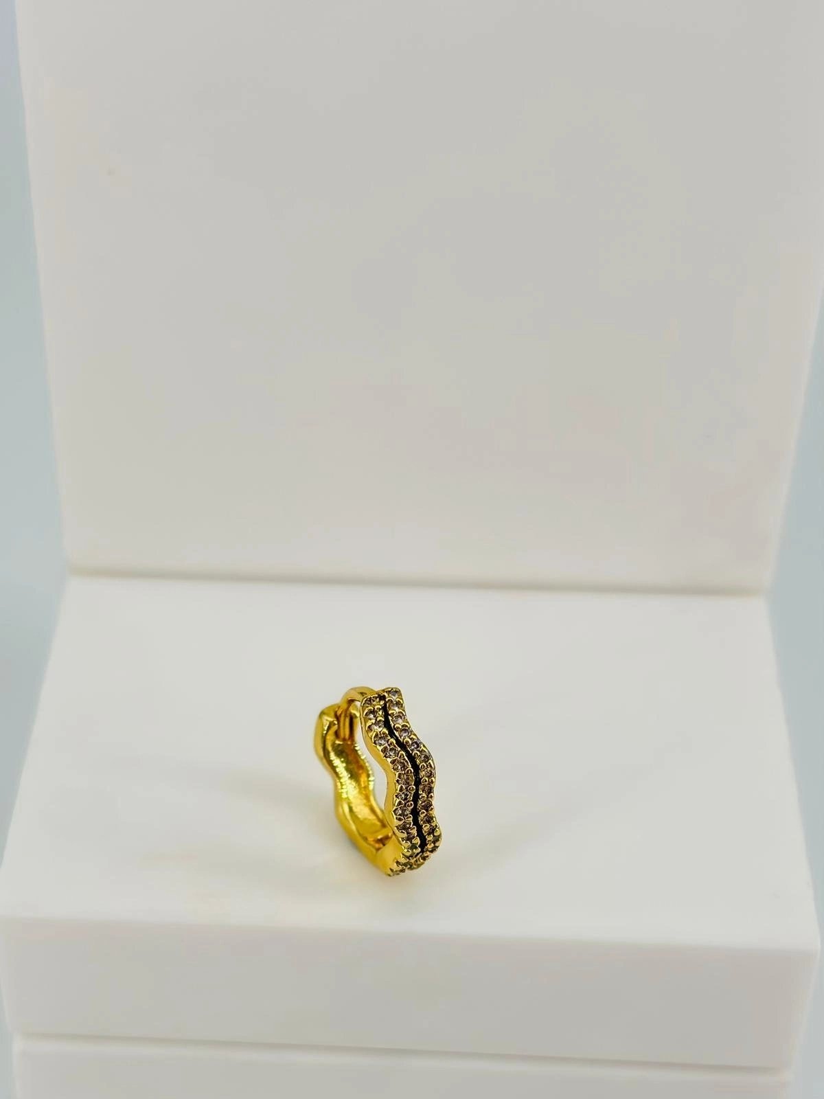 Tragus Kıkırdak Küpesi
