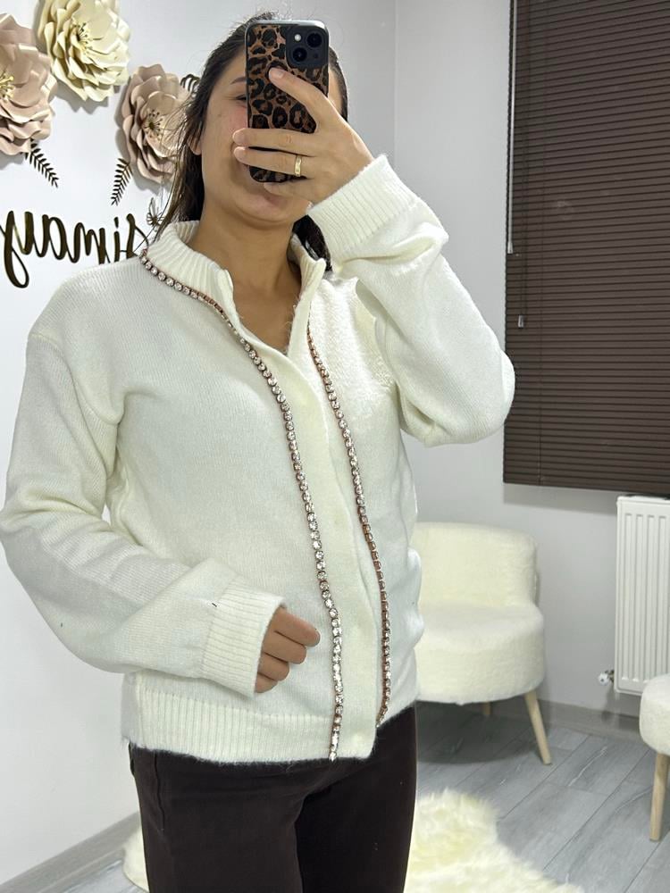 Taşlı yumoş triko