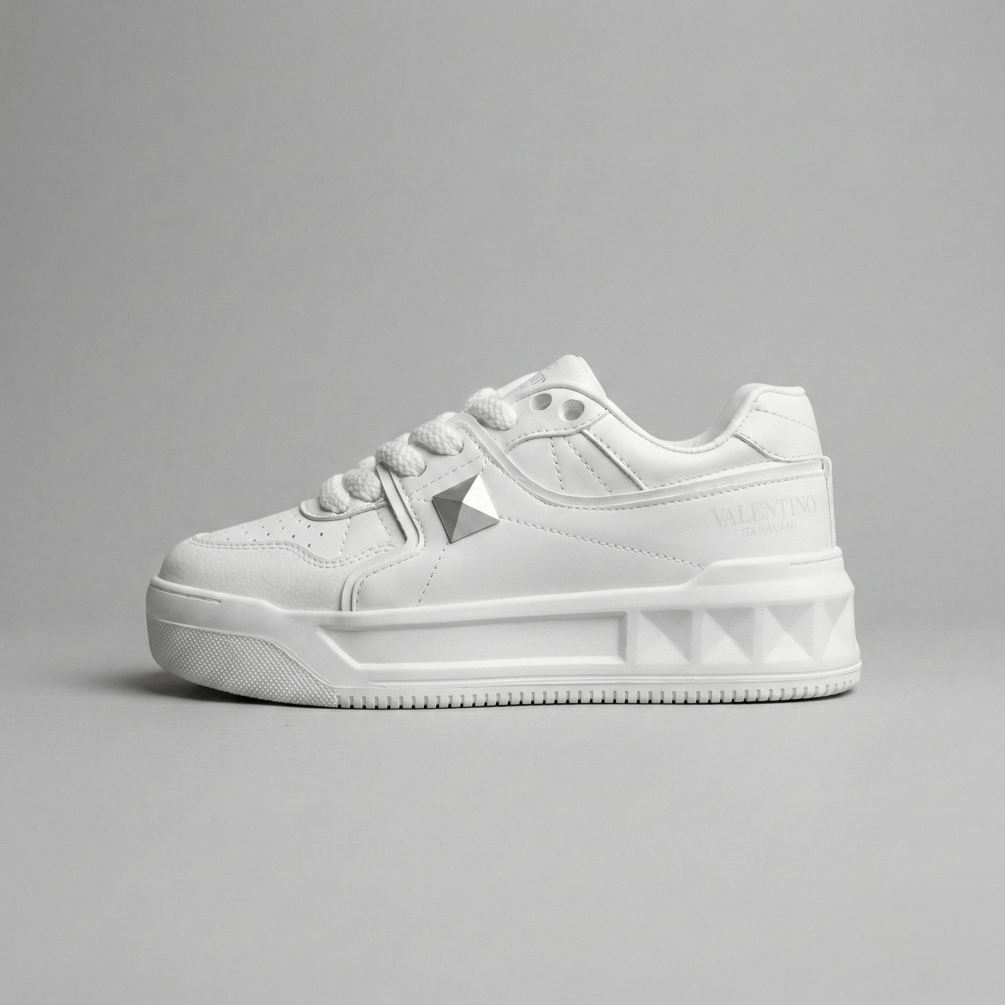 VG01 - Elevate White Sneaker