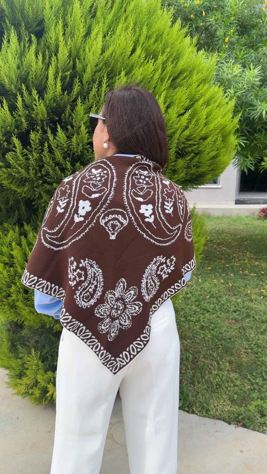 Çift Taraflı Kahve Beyaz Triko Triko Şal