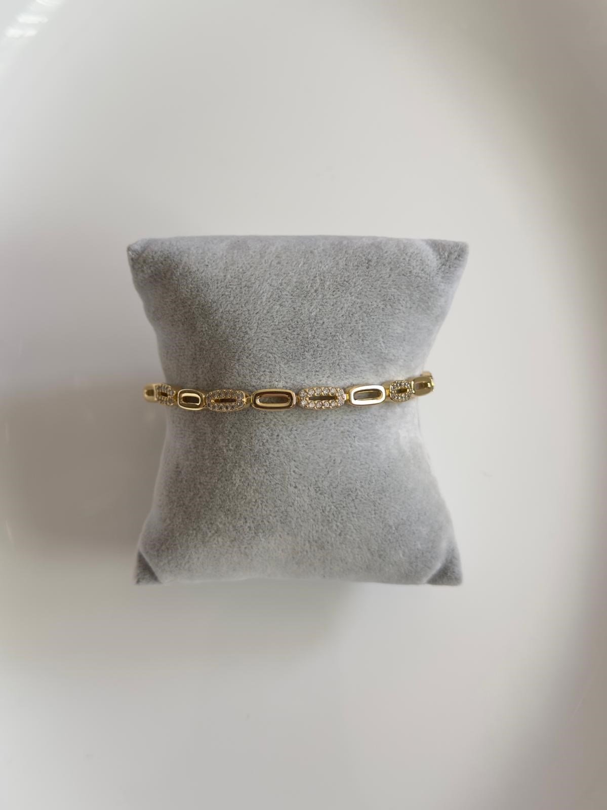 Gold Oval Taşlı Bileklik 