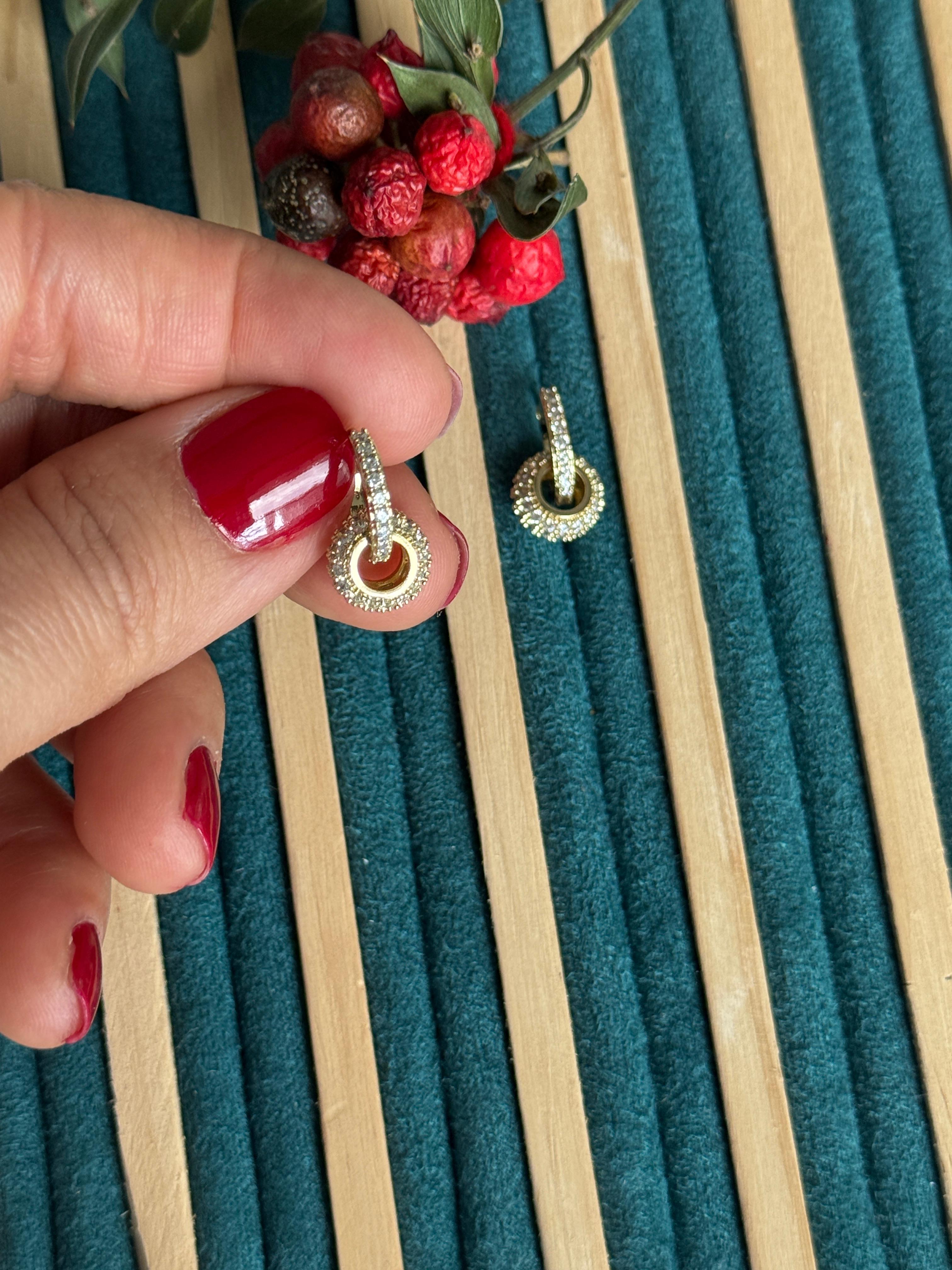 Vip 14k Gold Zirkon Taşlı Biyeli Mini Halka Küpe