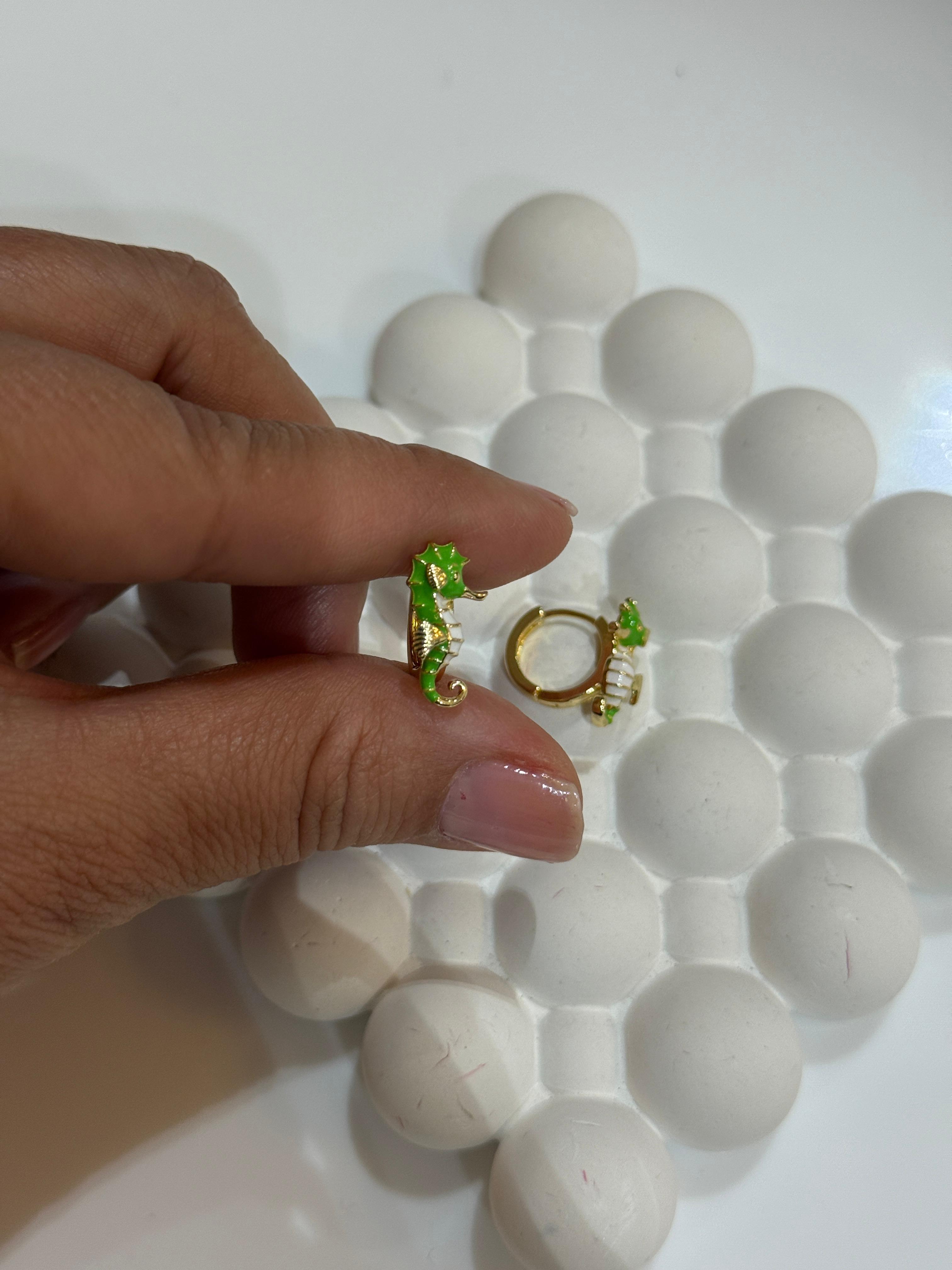 Vip14k Yeşil Denizatı Çocuk Küpesi