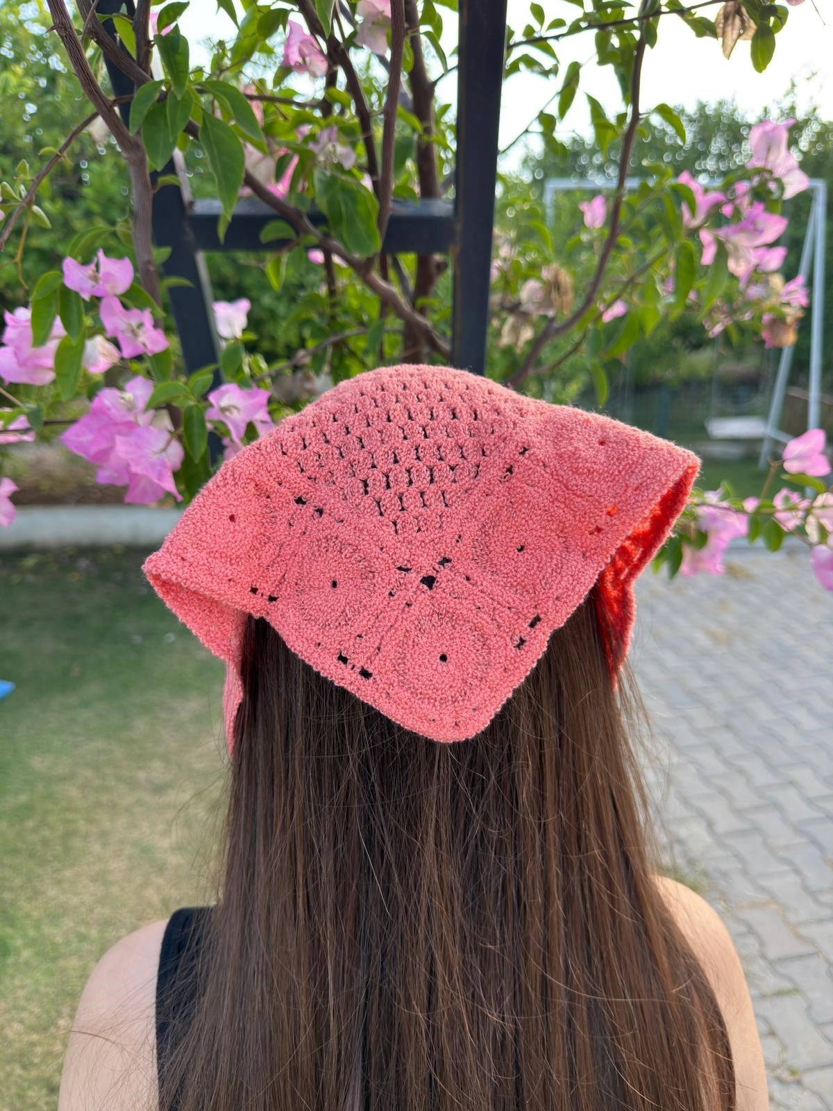 Yavru Ağzı Üçgen İpli Bandana