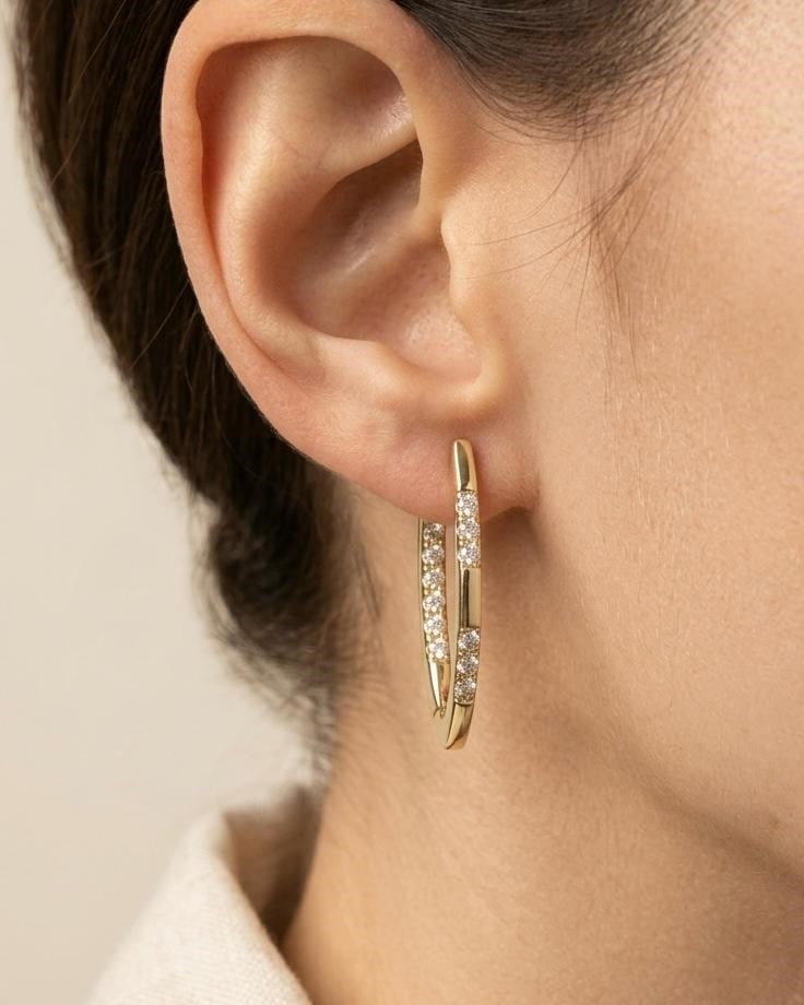 14K Xuping Ara Taşlı Keskin Oval Küpe