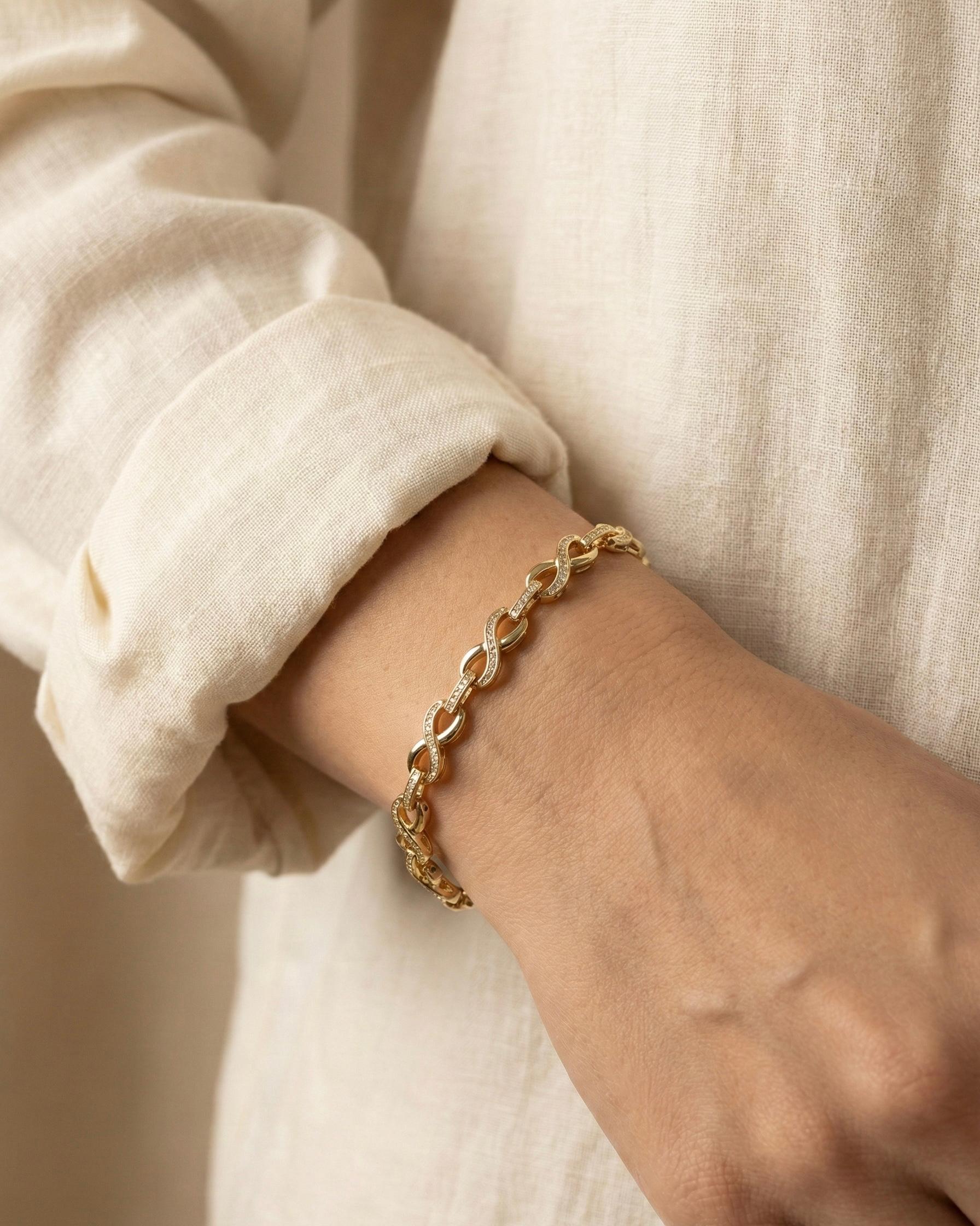 14K Xuping Sarmal Taşlı Sonsuzluk Model Bileklik