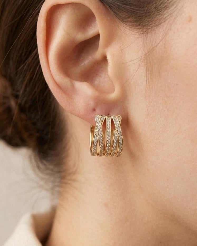14K Xuping Taşlı Çizgi Model Küpe