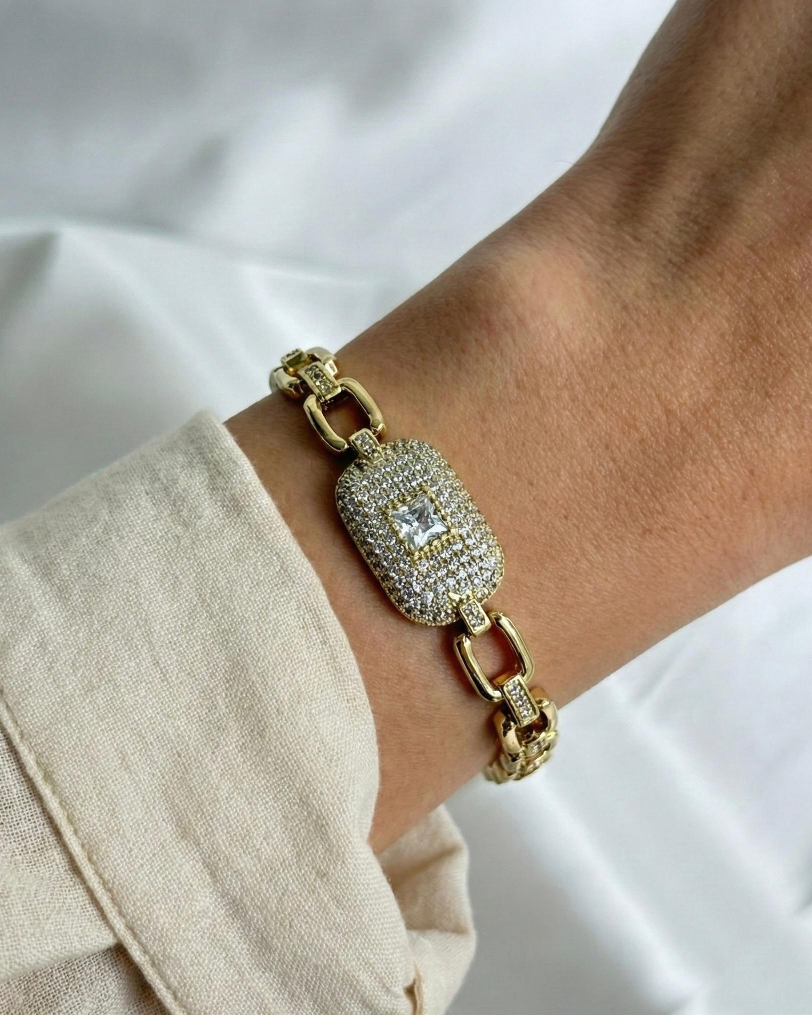 14K Xuping Zirkon Taşlı Madalyon Model Bileklik