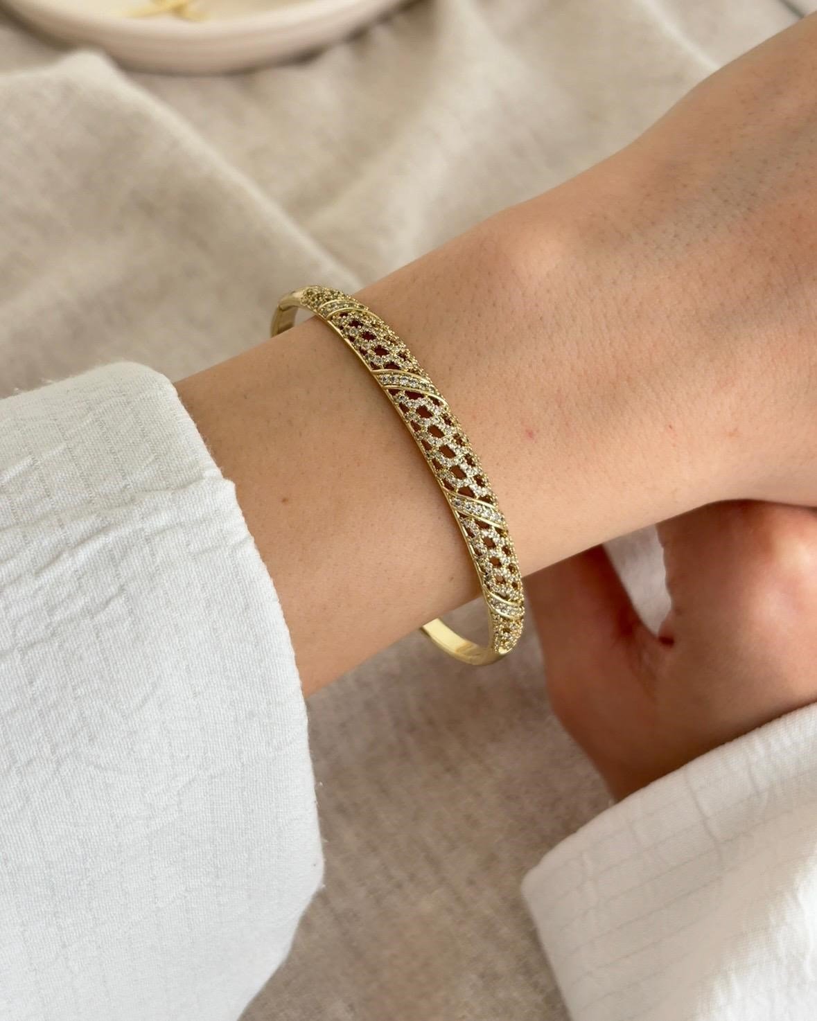 Xuping Nala Zirkon Gold Kelepçe