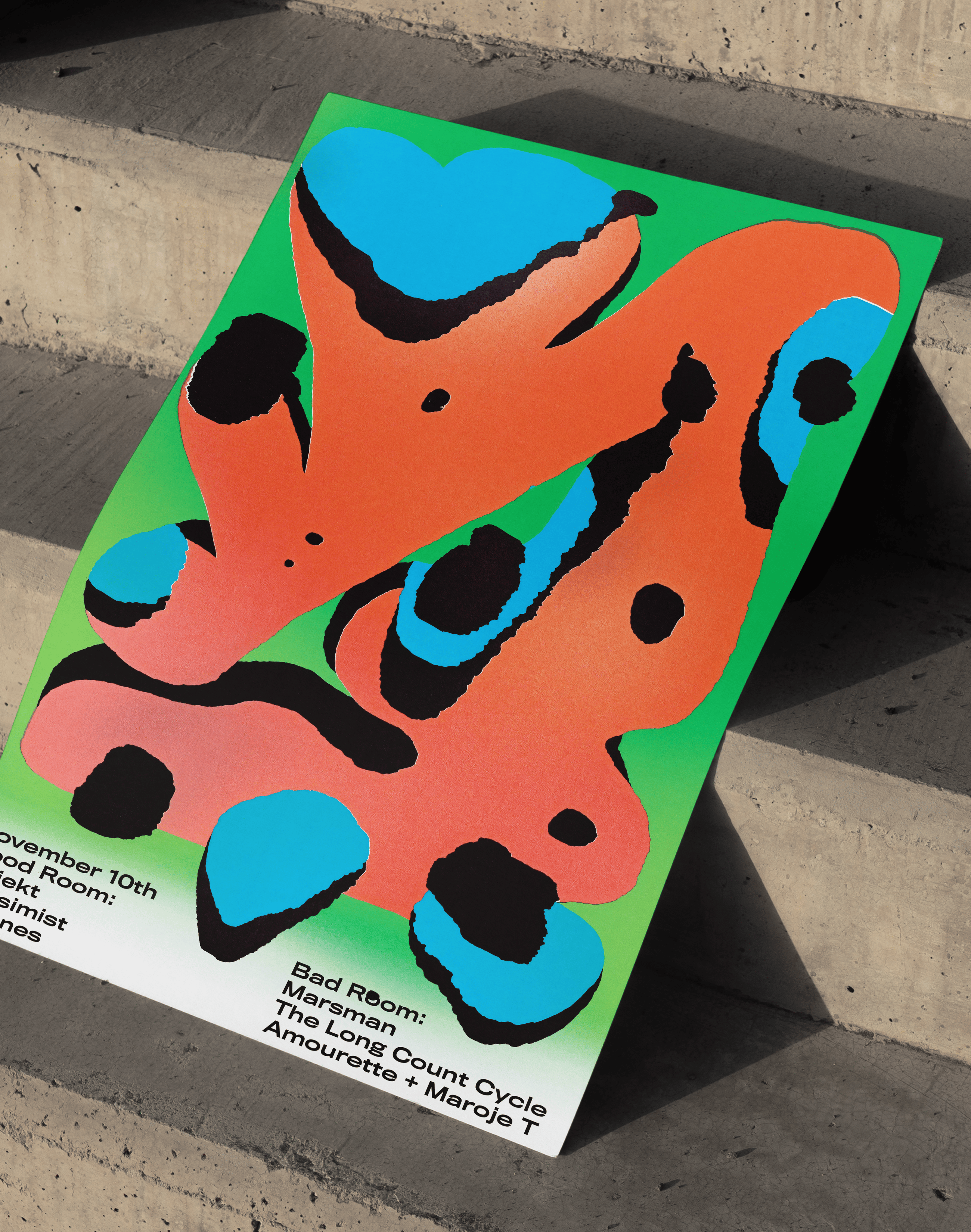 Abstract Room Modern Duvar Tablosu – Yeşil Zeminli Renkli Grafik Poster