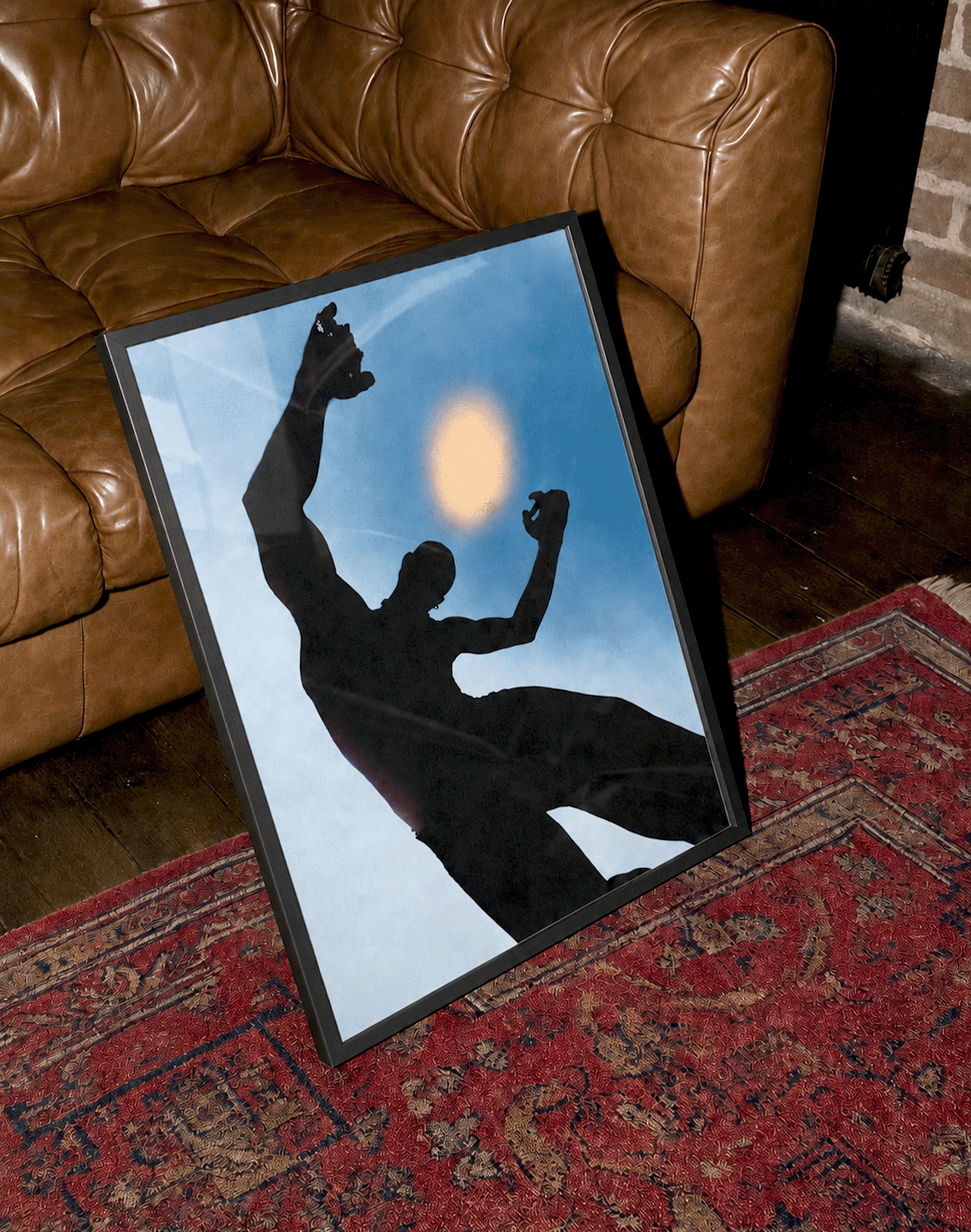 Blue Eclipse Modern Duvar Tablosu – Mavi Siyah Figüratif Poster