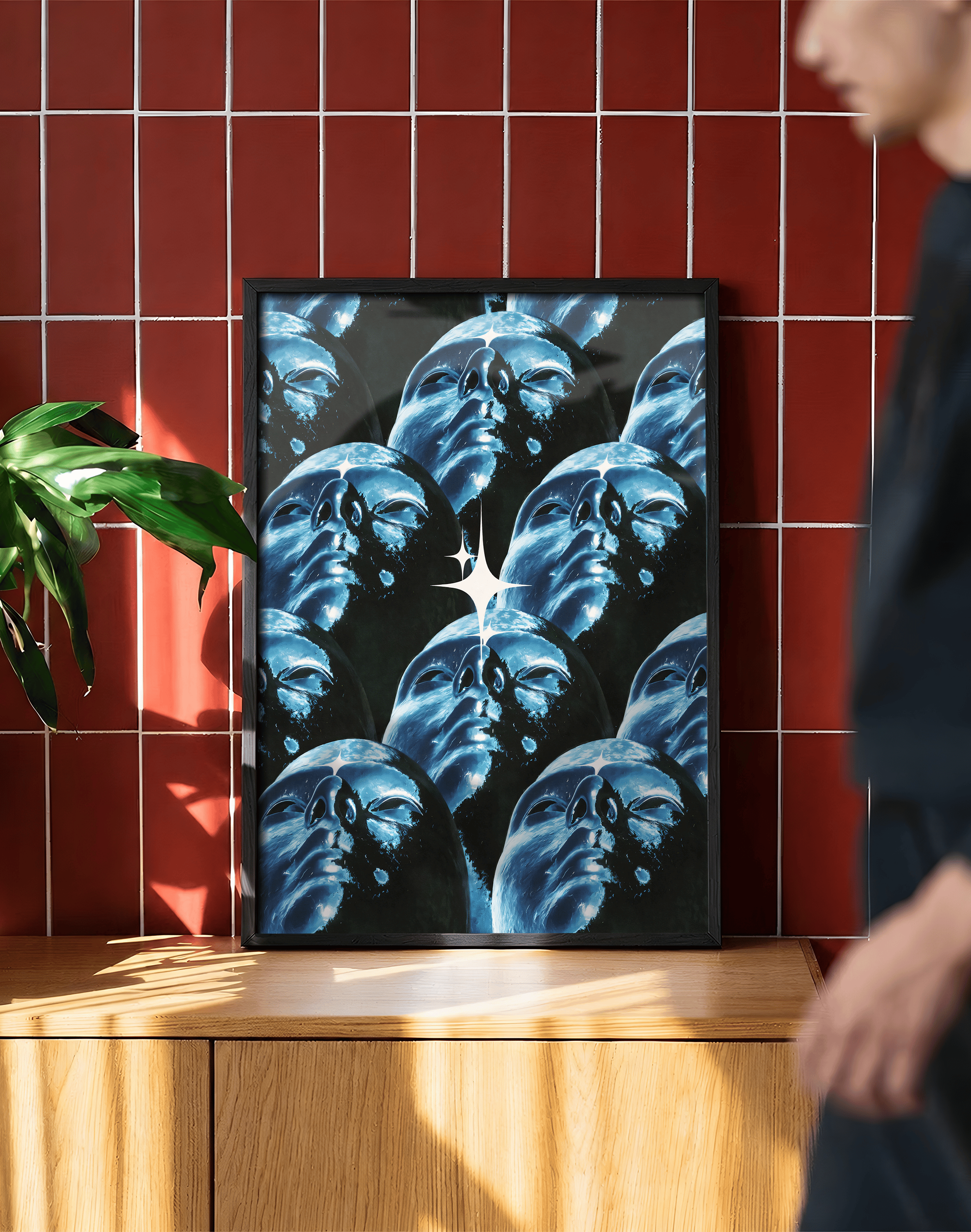 Blue Faces Modern Duvar Tablosu – Mavi Maske Kolaj Poster