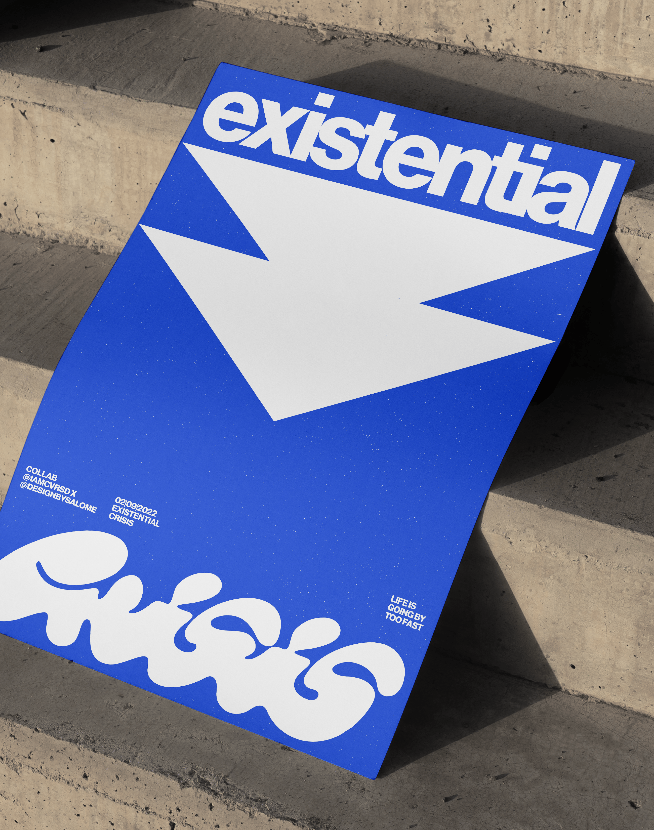 Existential Blue Modern Duvar Tablosu – Mavi Tipografik Grafik Poster