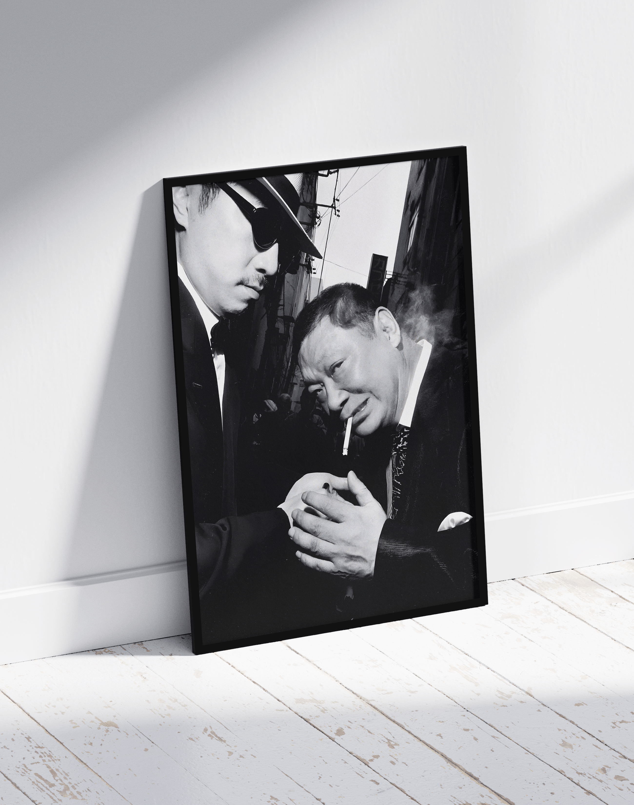 Noir Street Modern Duvar Tablosu – Siyah Beyaz Sokak Fotoğrafı Poster