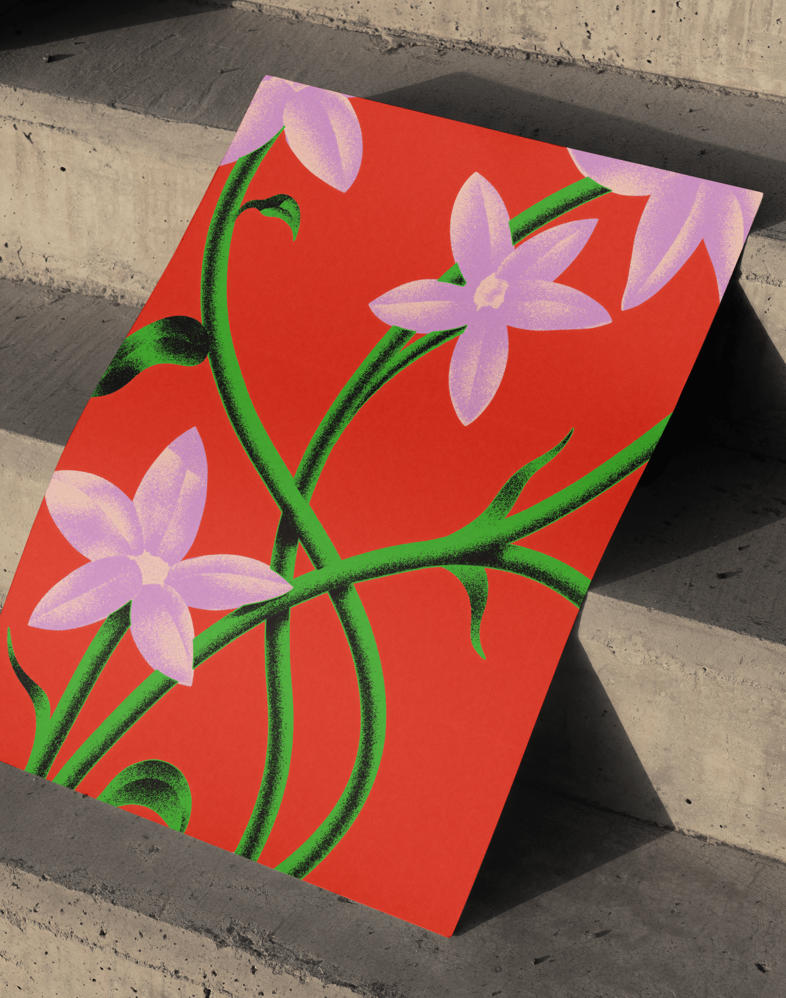 Purple Bloom Modern Duvar Tablosu – Kırmızı Zeminli Botanik Çiçek Poster
