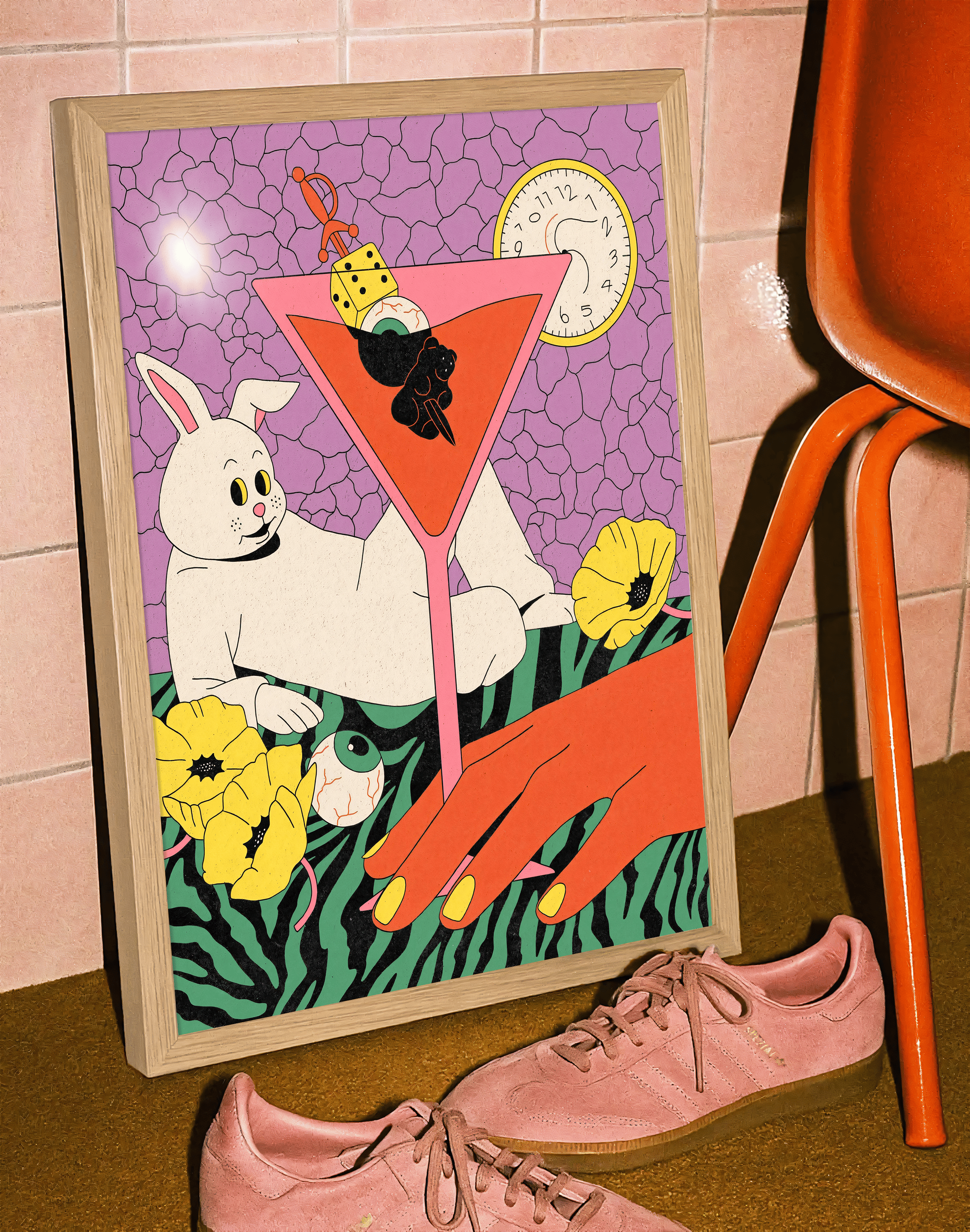 Rabbit Hour Modern Duvar Tablosu – Sürreal Tavşan Kokteyl Poster